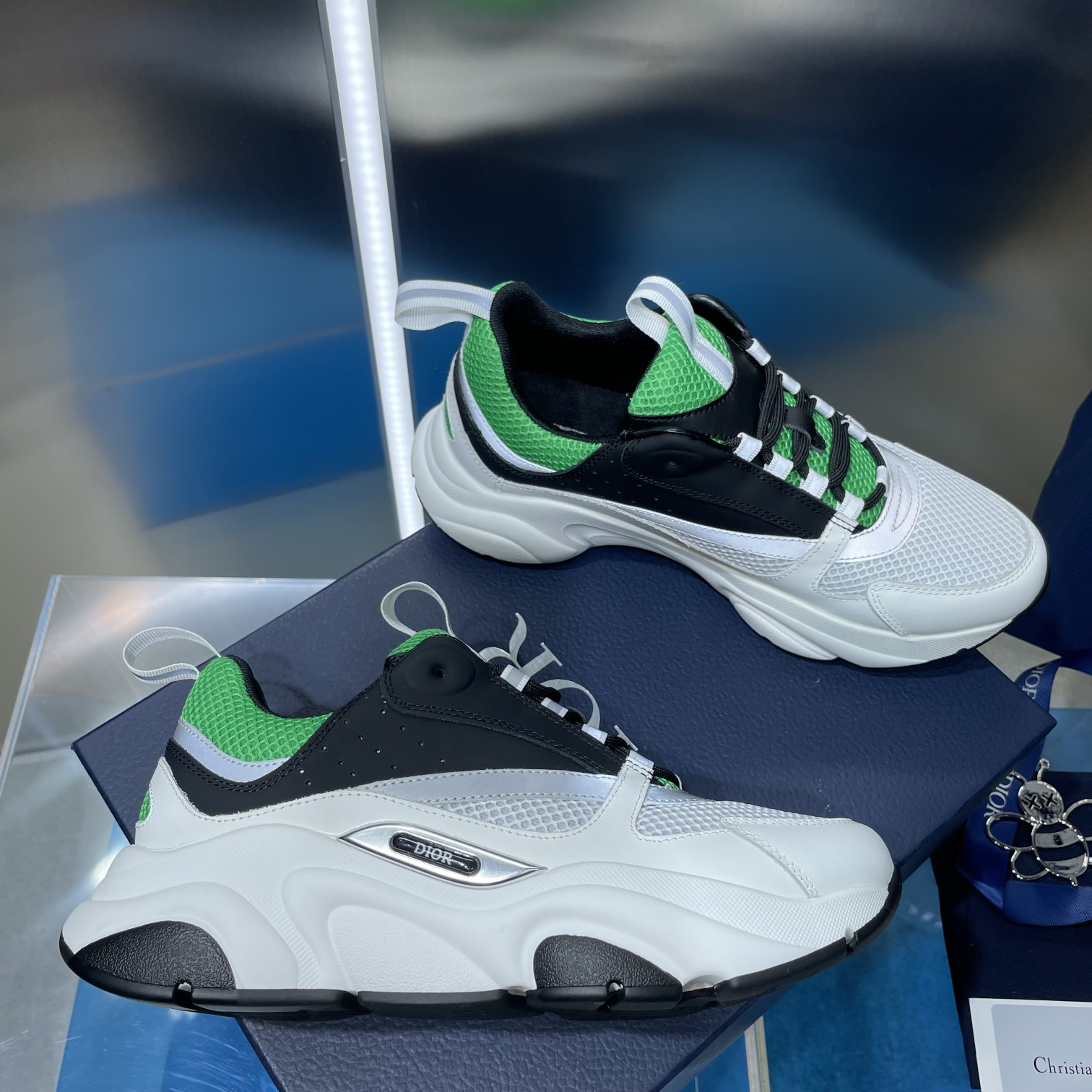 UA D10r B22 Sneaker