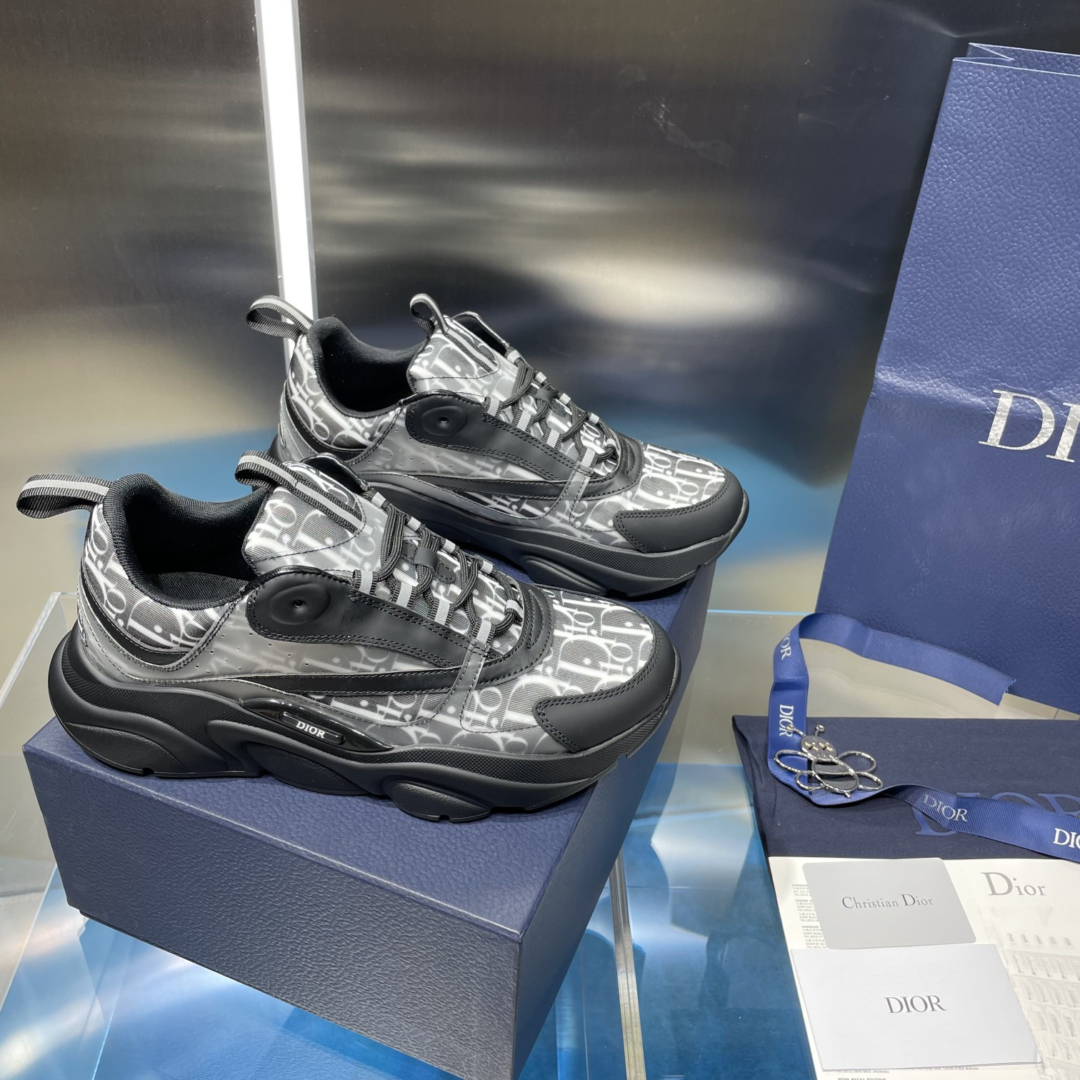 UA D10r B22 Sneaker