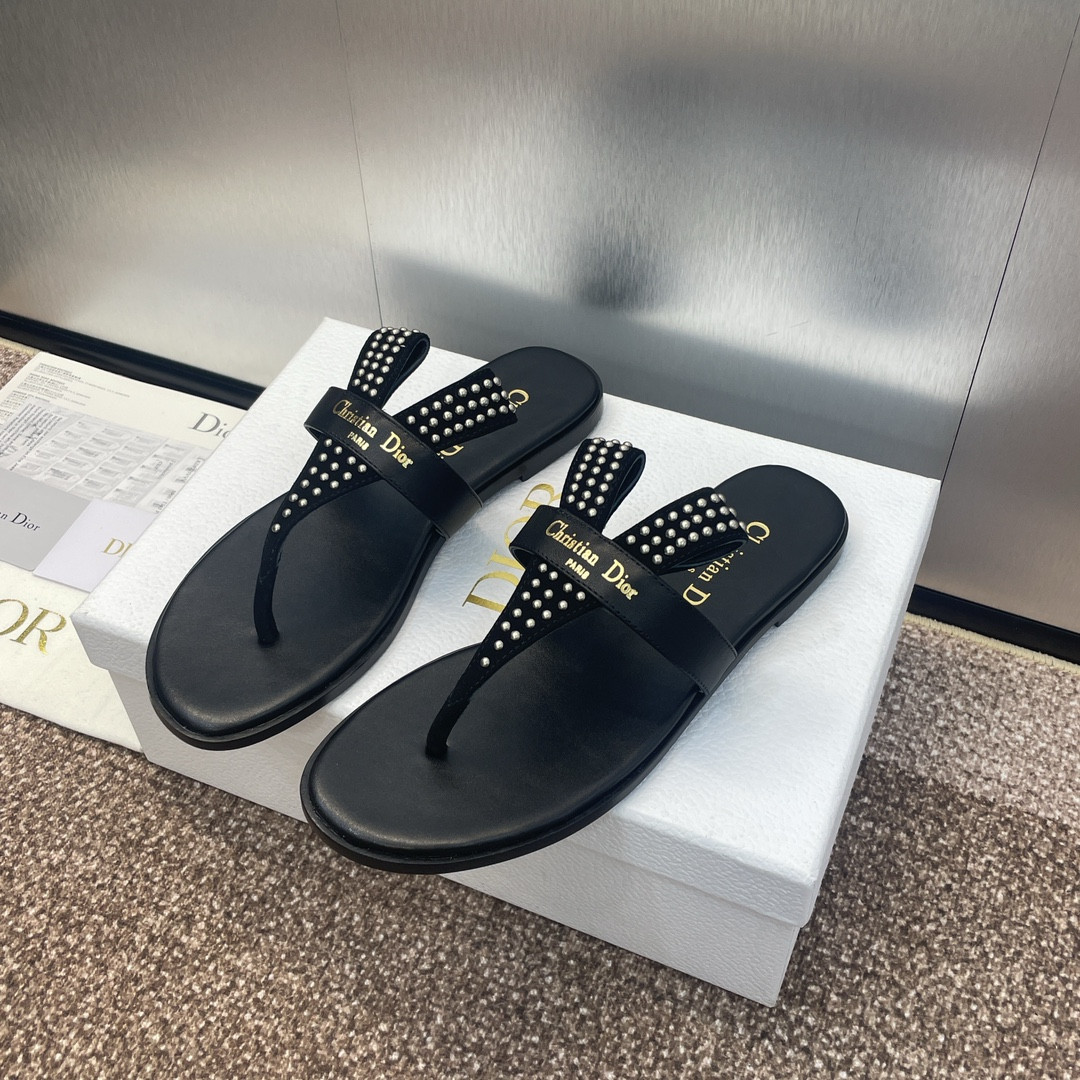 UA D10r Slide 24SS