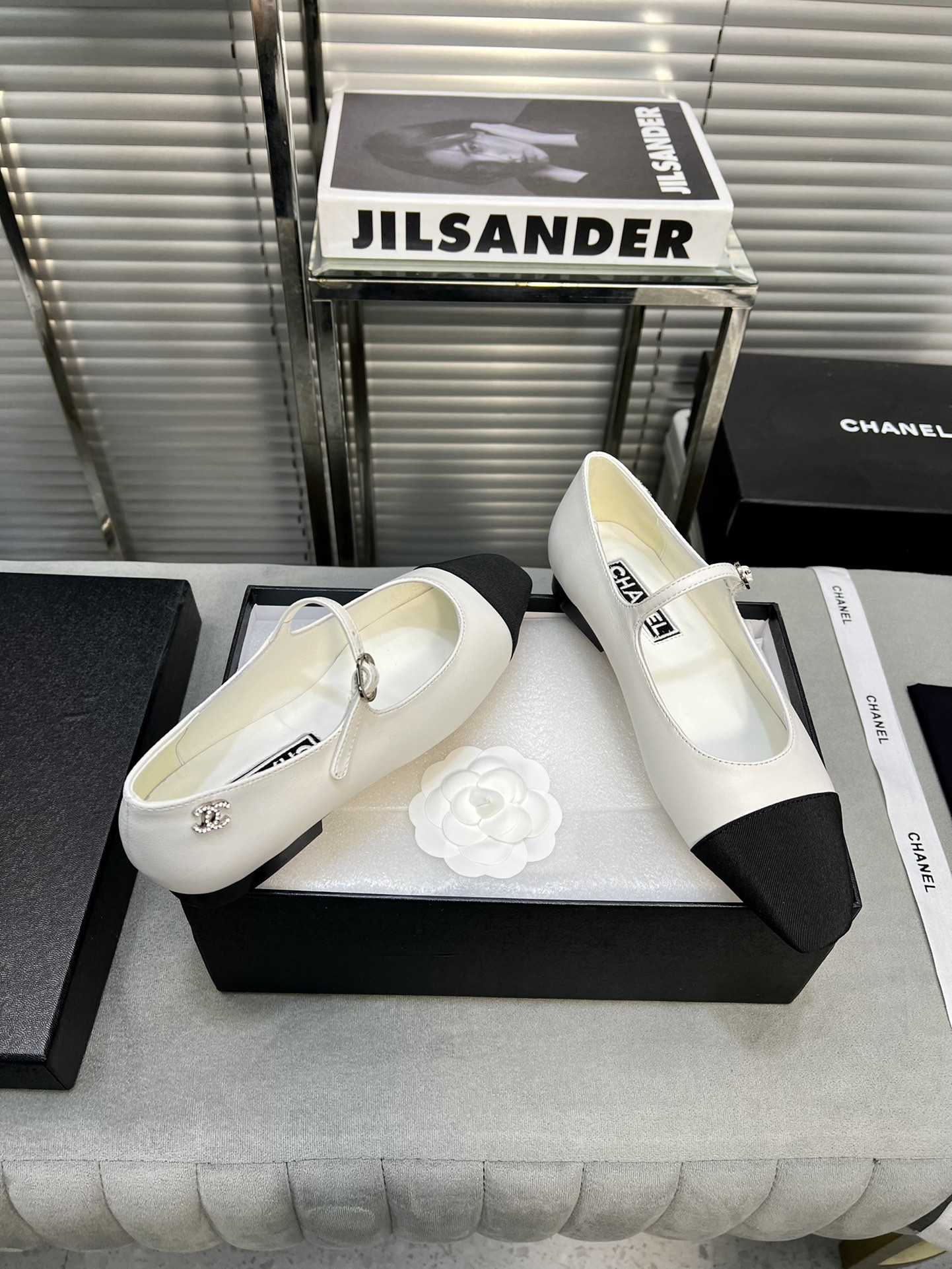UA Ch**el MARY JANES  Lambskin