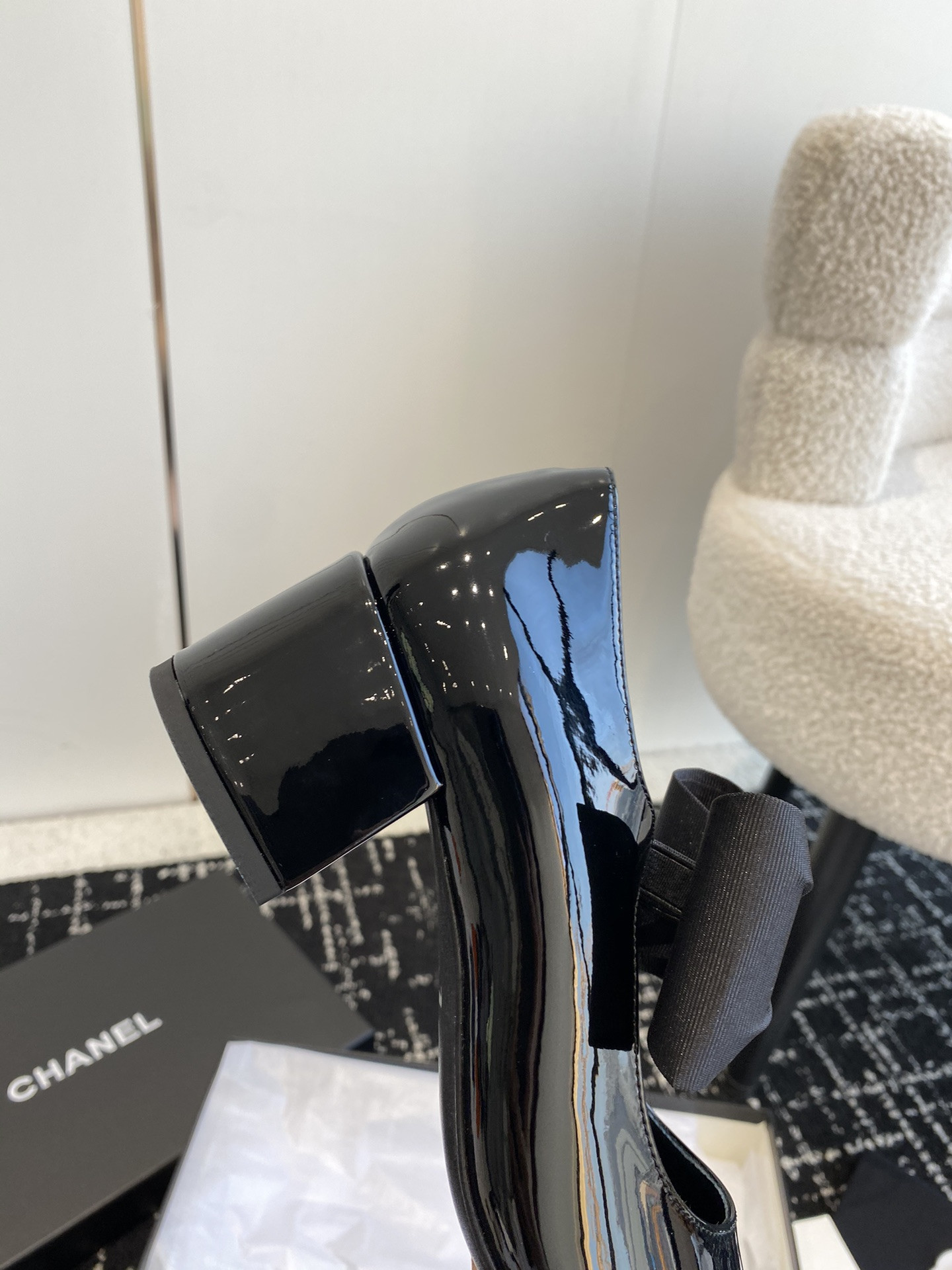 UA Ch**el MARY JANES Patent Calfskin & Grosgrain