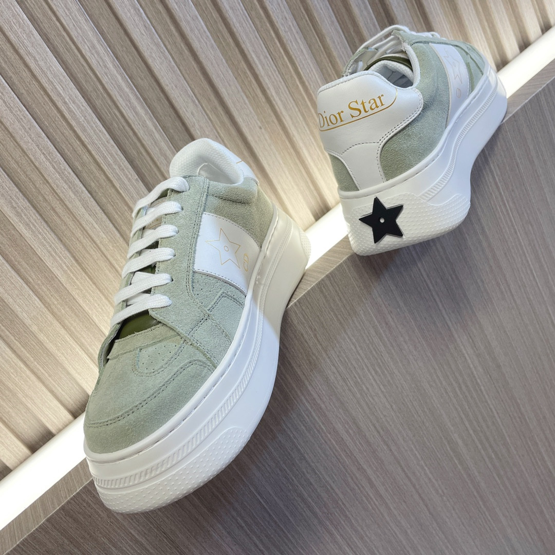 UA D10r Star Platform Sneaker