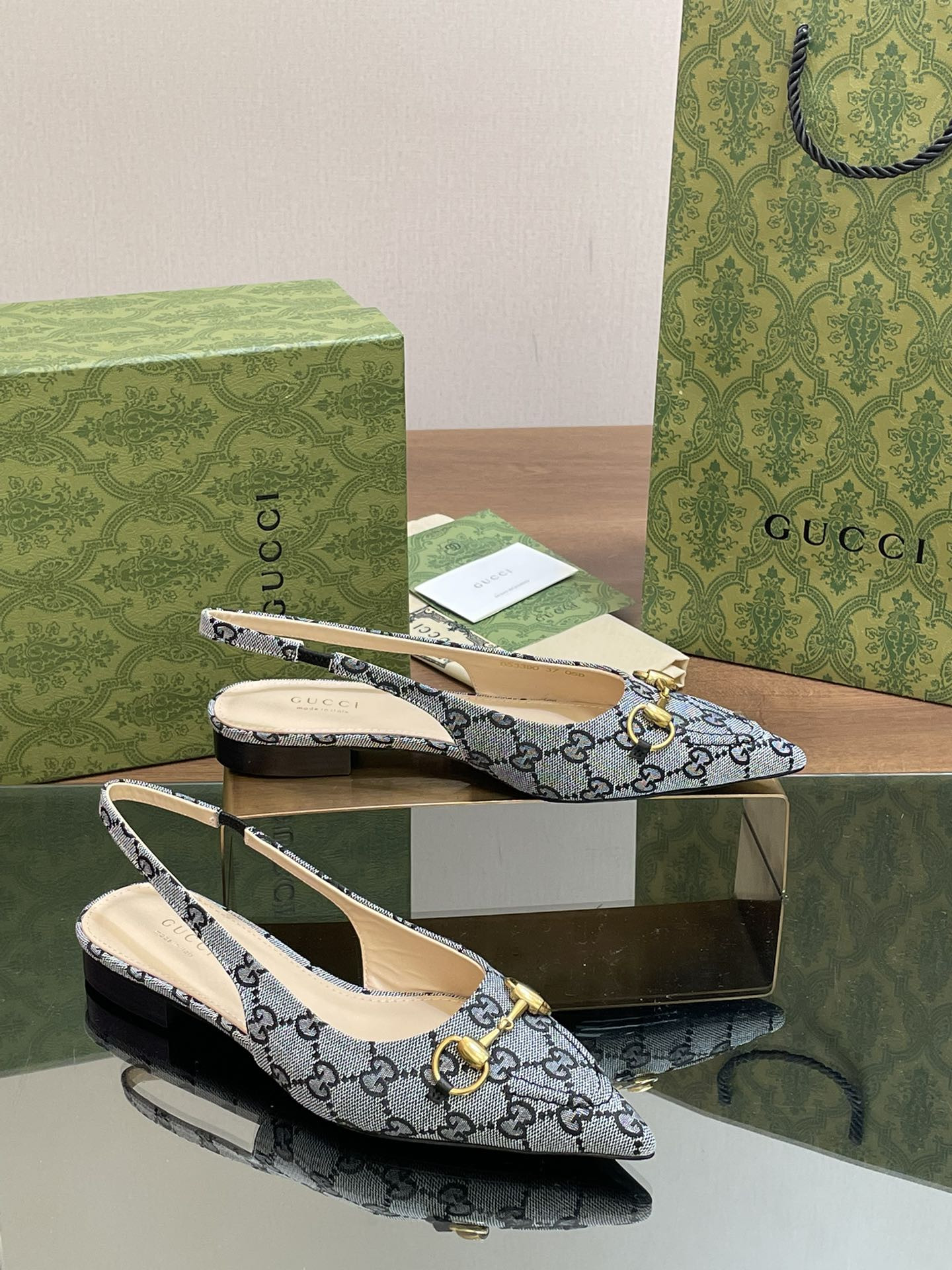 UA Gvc*1 WOMEN