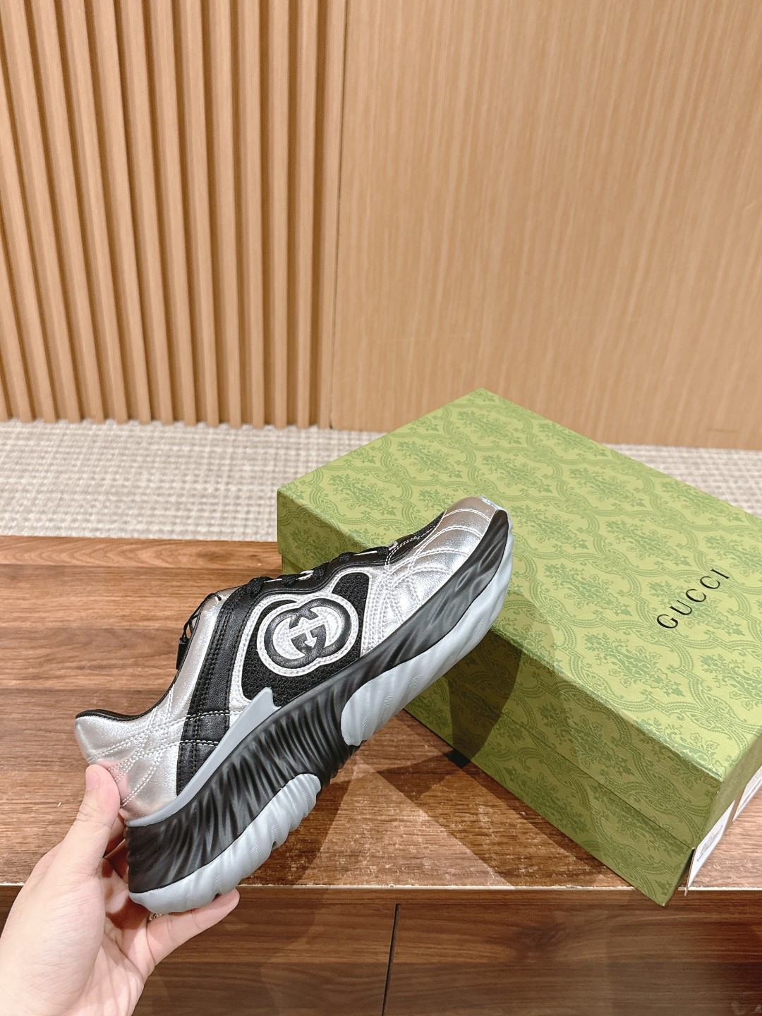 UA Gvc*1 RIPPLE SNEAKER