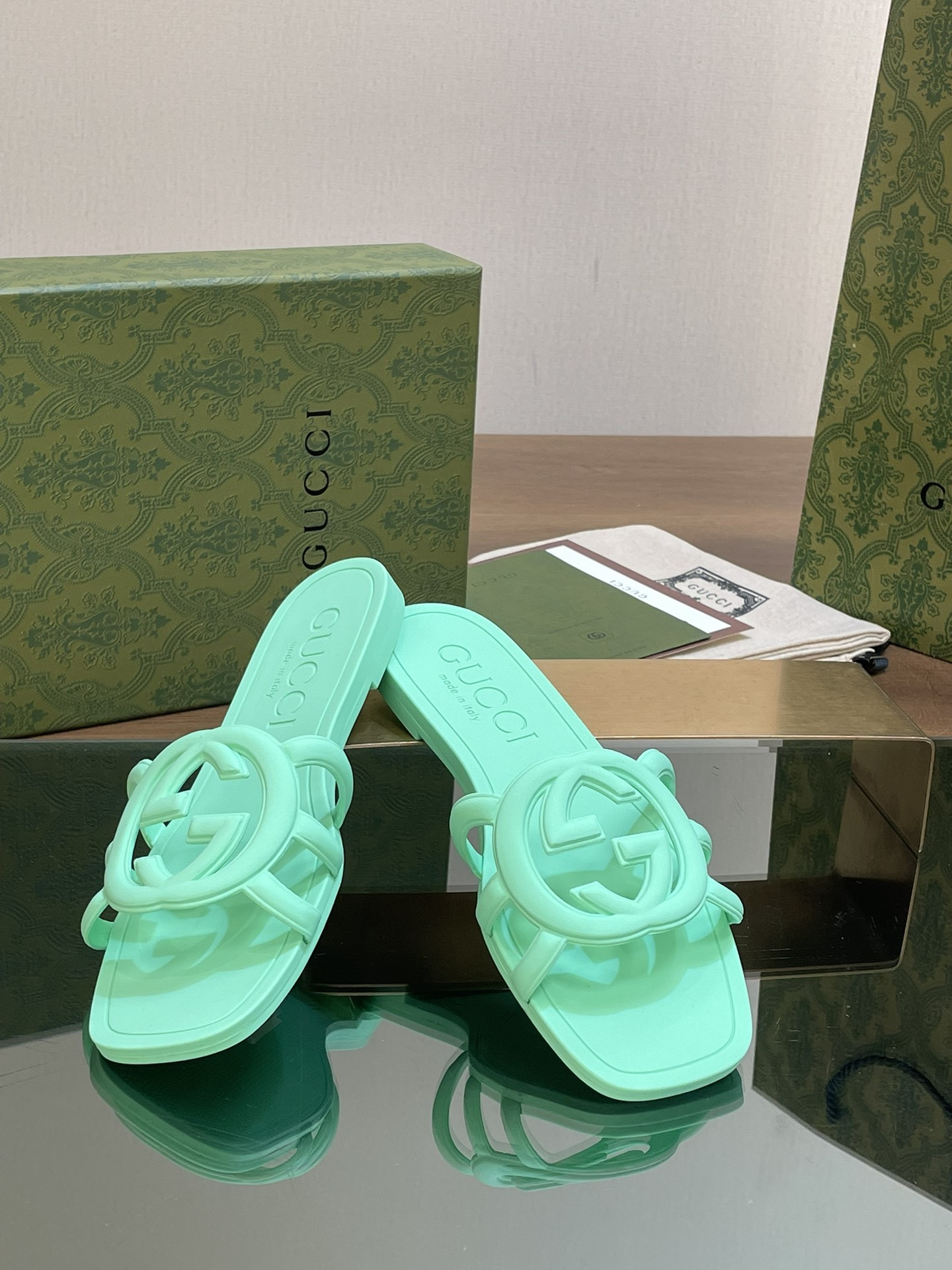UA Gvc*1 INTERLOCKING G SLIDE SANDAL Pale Green