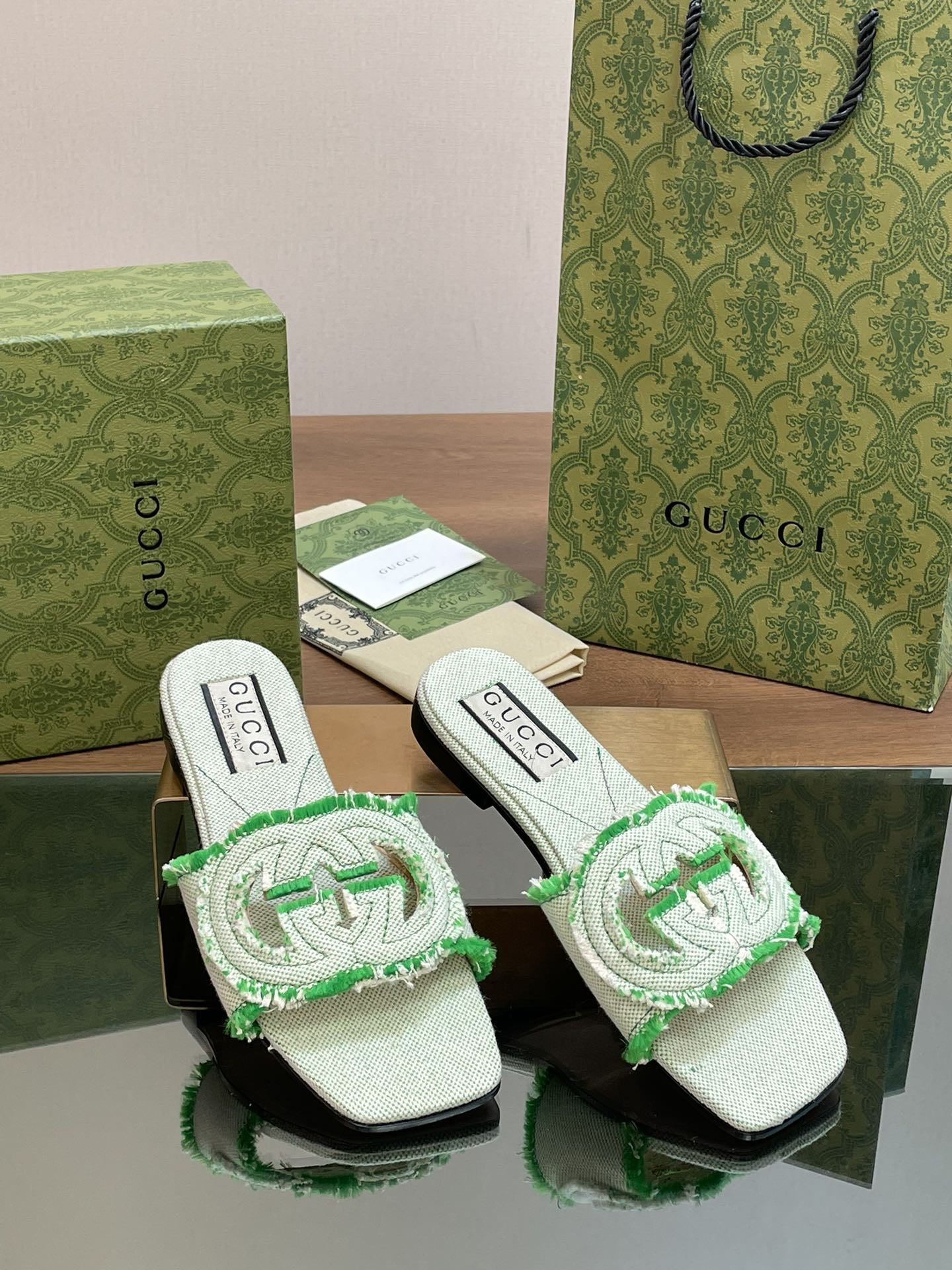 UA Gvc*1 WOMEN