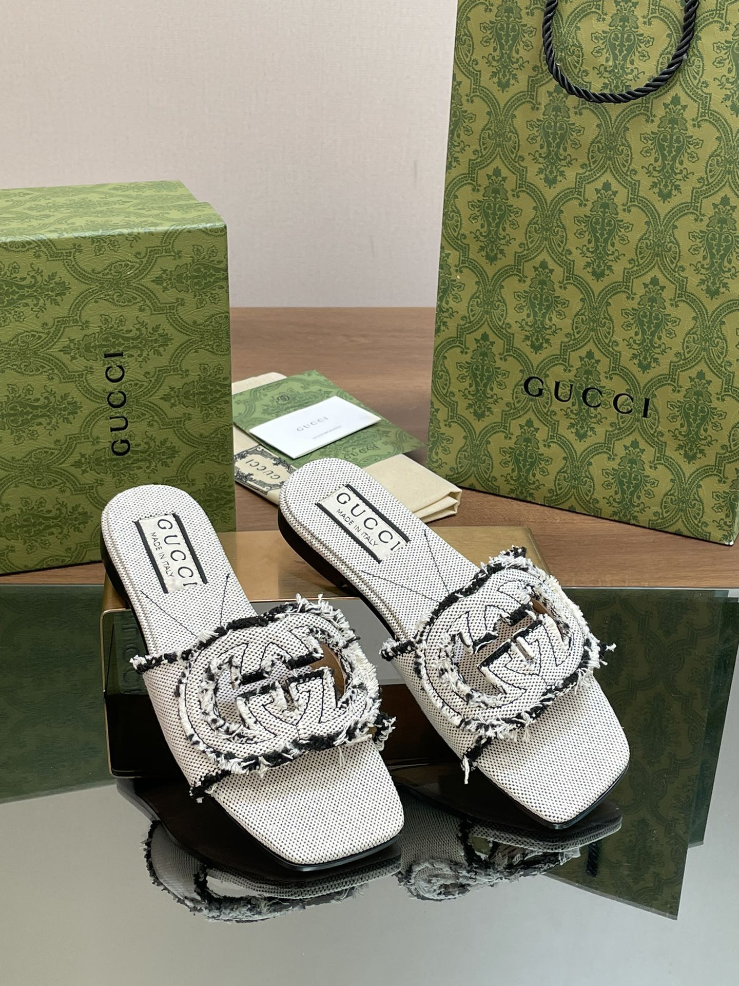UA Gvc*1 WOMEN