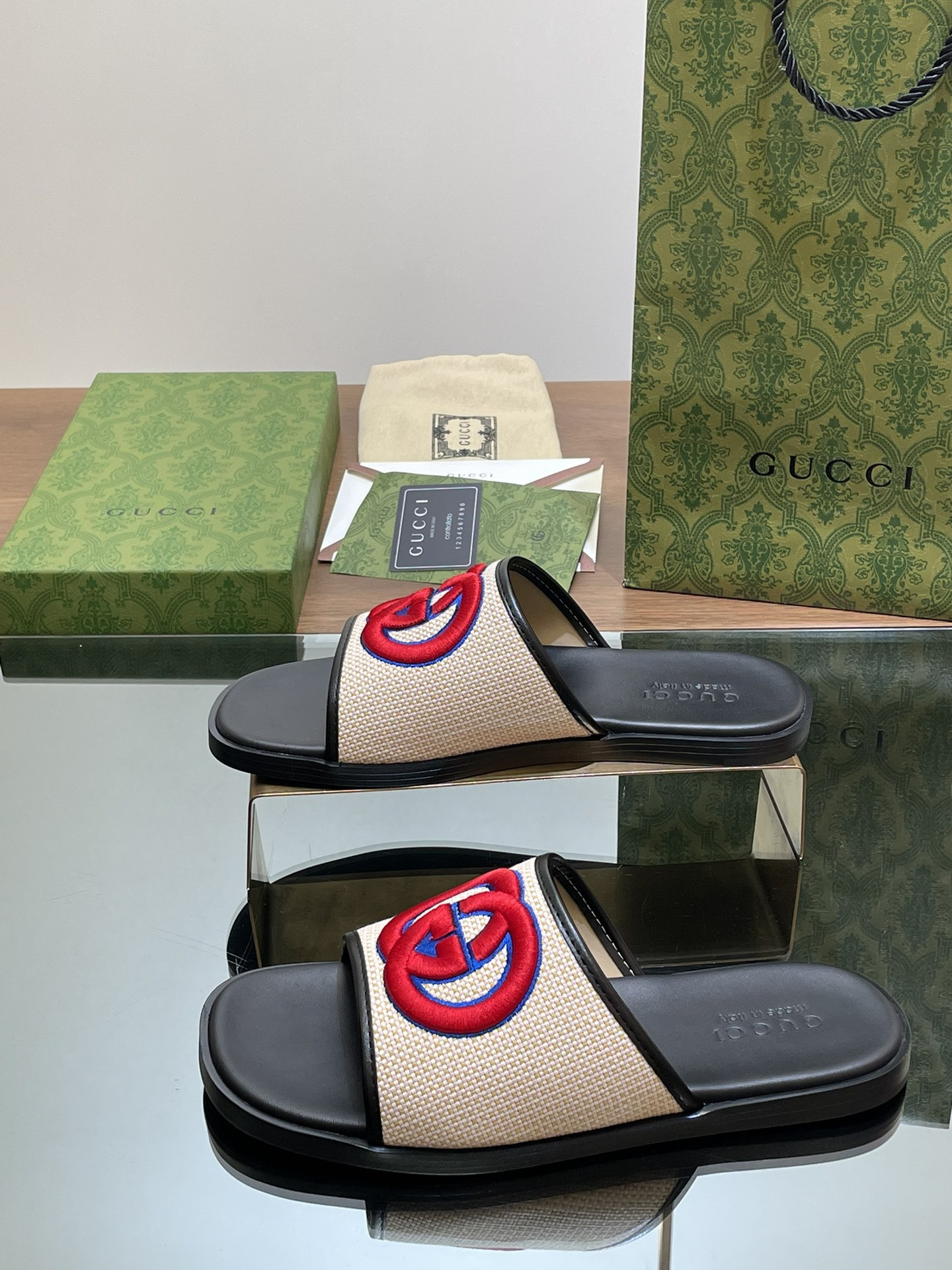 UA Gvc*1 INTERLOCKING G SLIDE SANDAL
