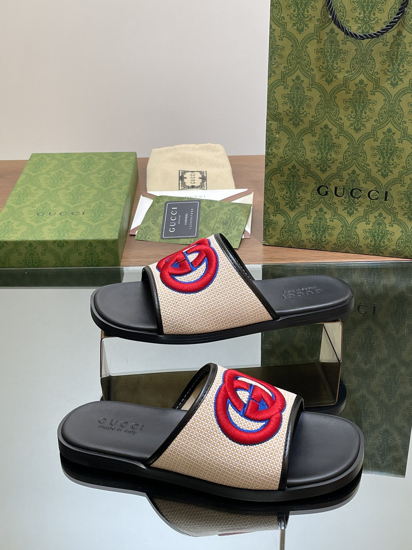UA Gvc*1 INTERLOCKING G SLIDE SANDAL