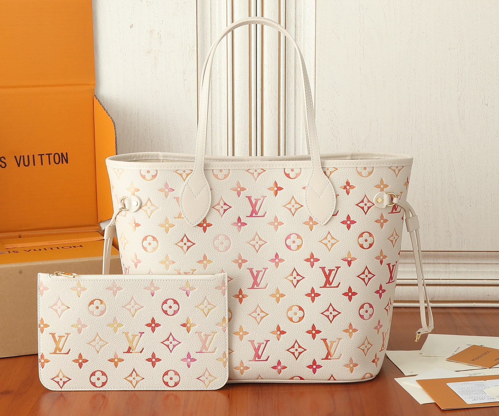 LV Neverfull MM M47080  12.2 x 11 x 5.5 in Without Box