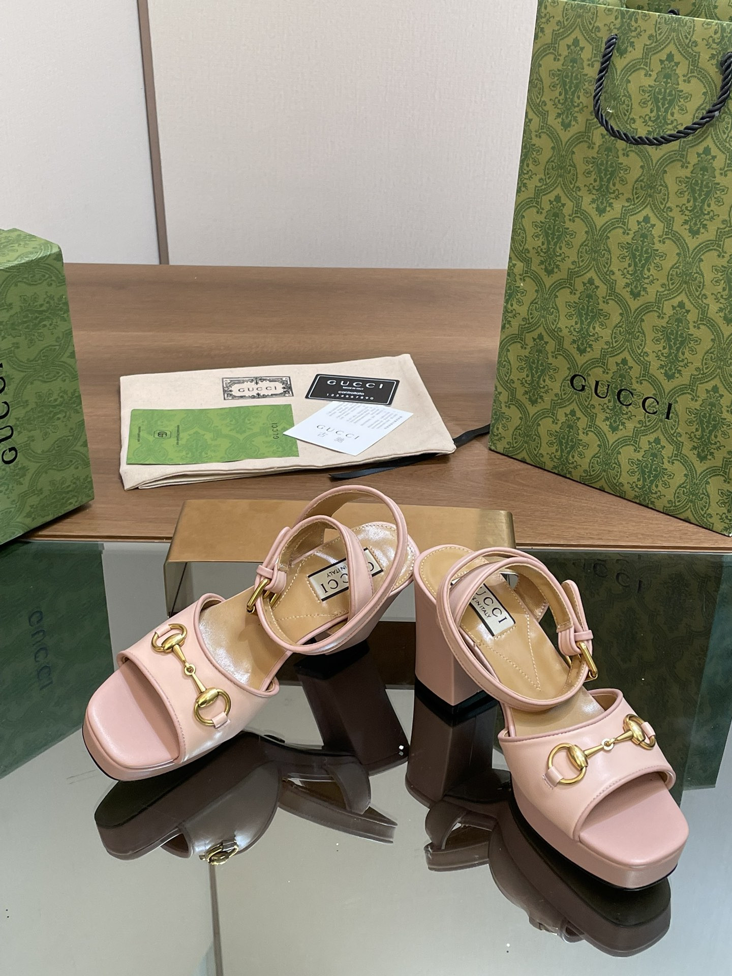 UA Gvc*1 HORSEBIT PLATFORM SANDAL