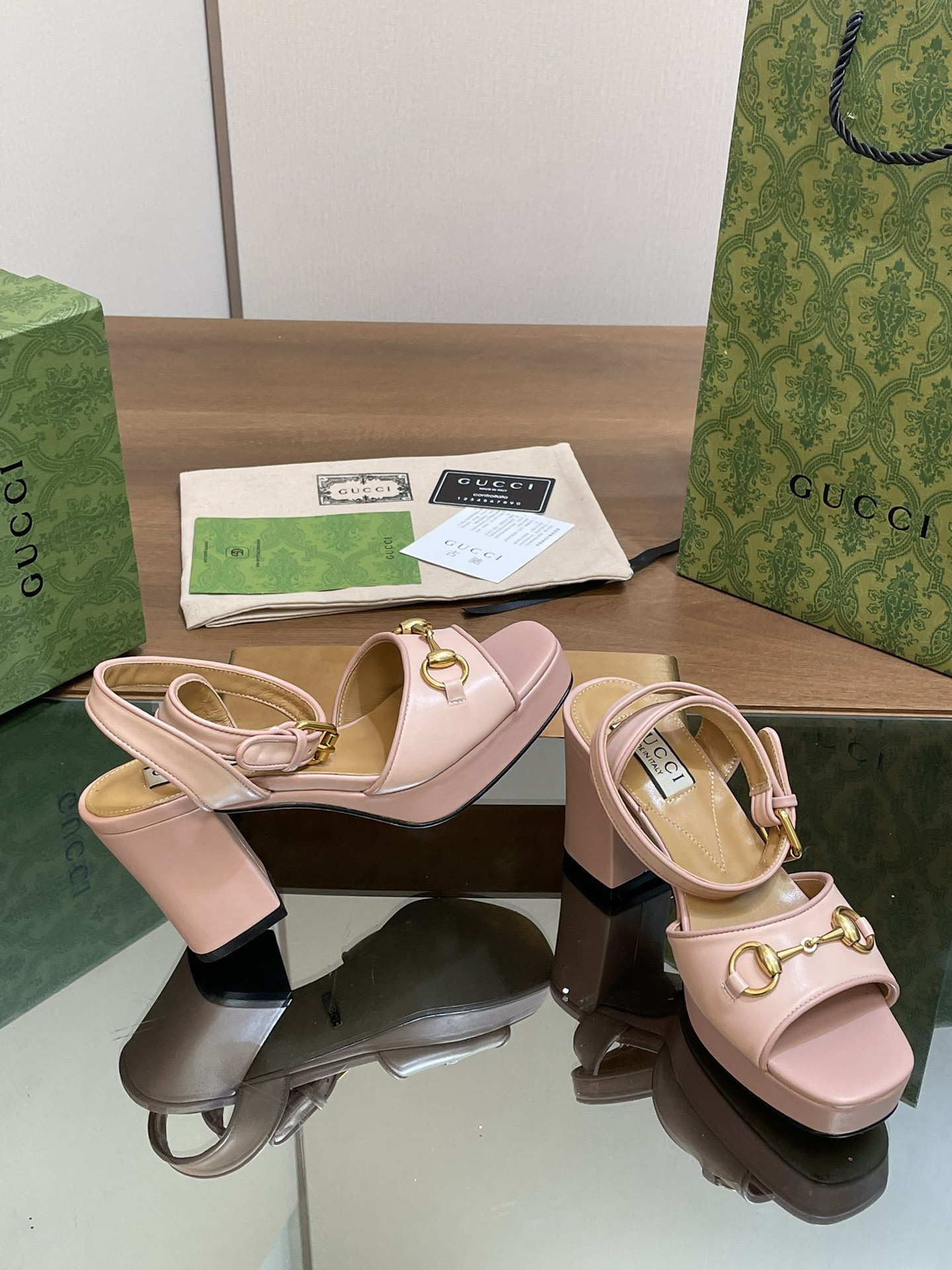 UA Gvc*1 HORSEBIT PLATFORM SANDAL
