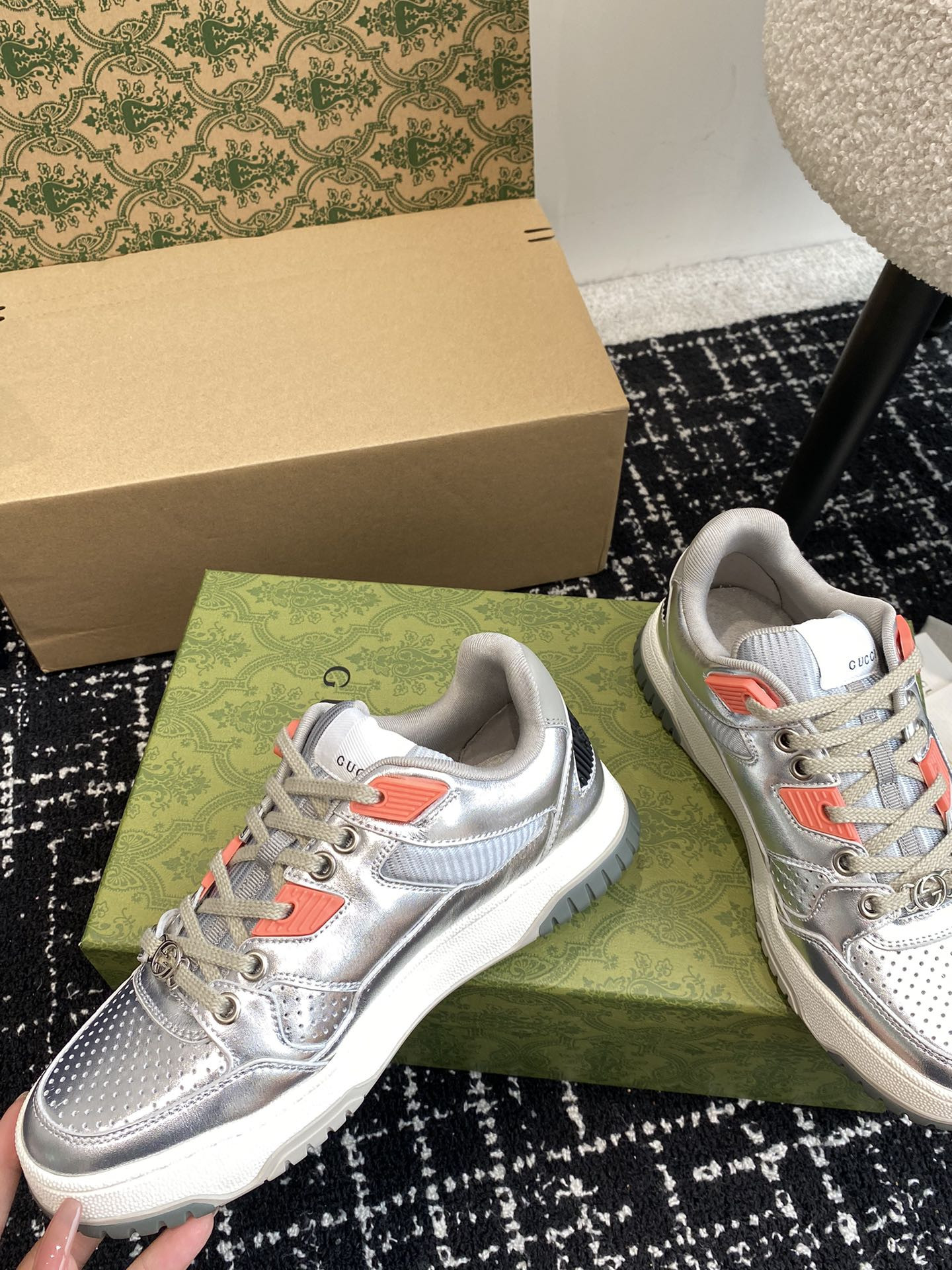 UA Gvc*1 Low-Top SNEAKER