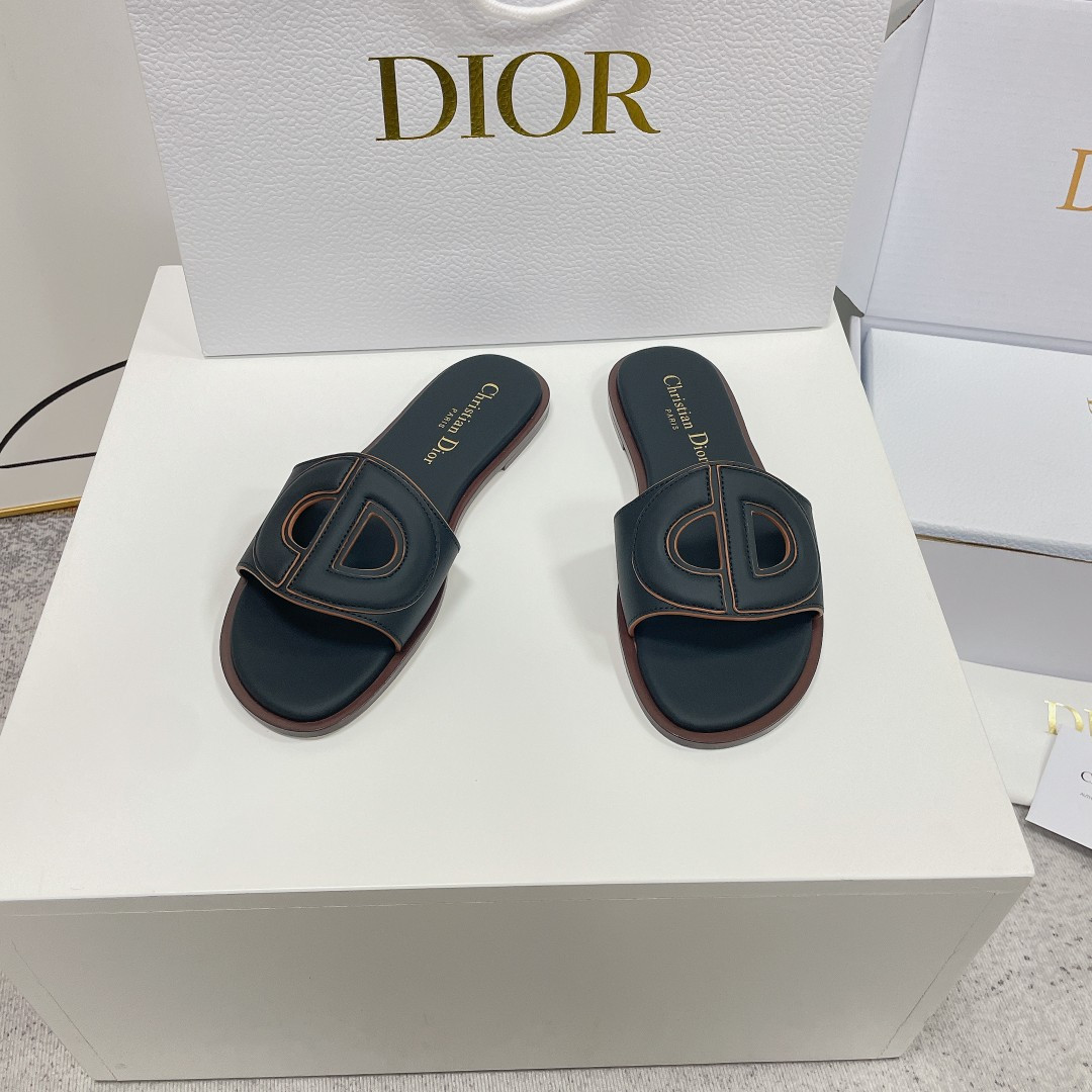 UA D10r D-Club Slide Black