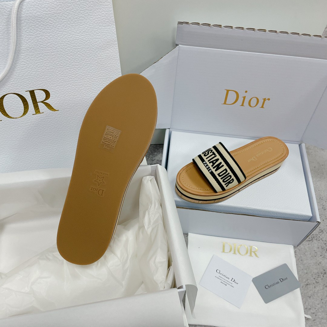 UA D10riviera Dway Platform Slide