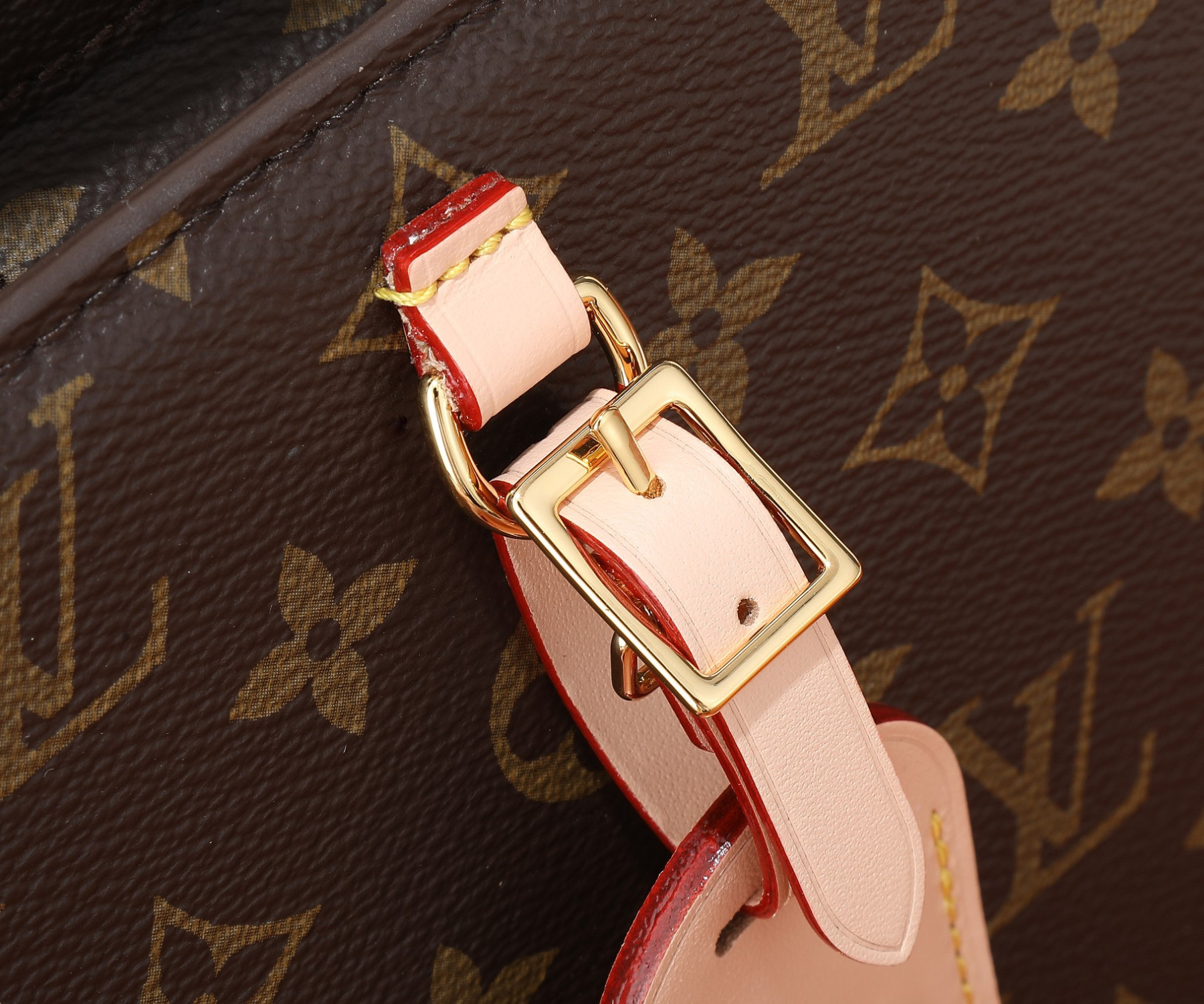 LV Around Me PM M47117  8.9 x 8.3 x 2.8 inches