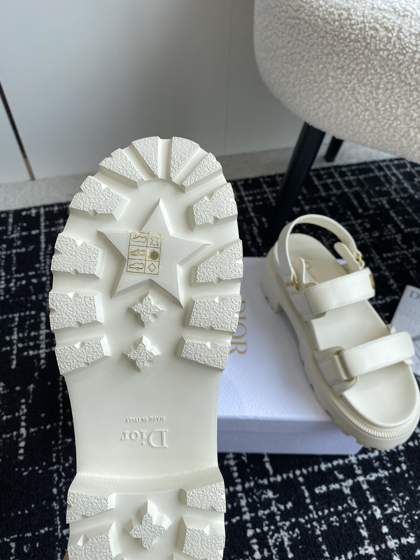 UA D10ract Platform Sandal White
