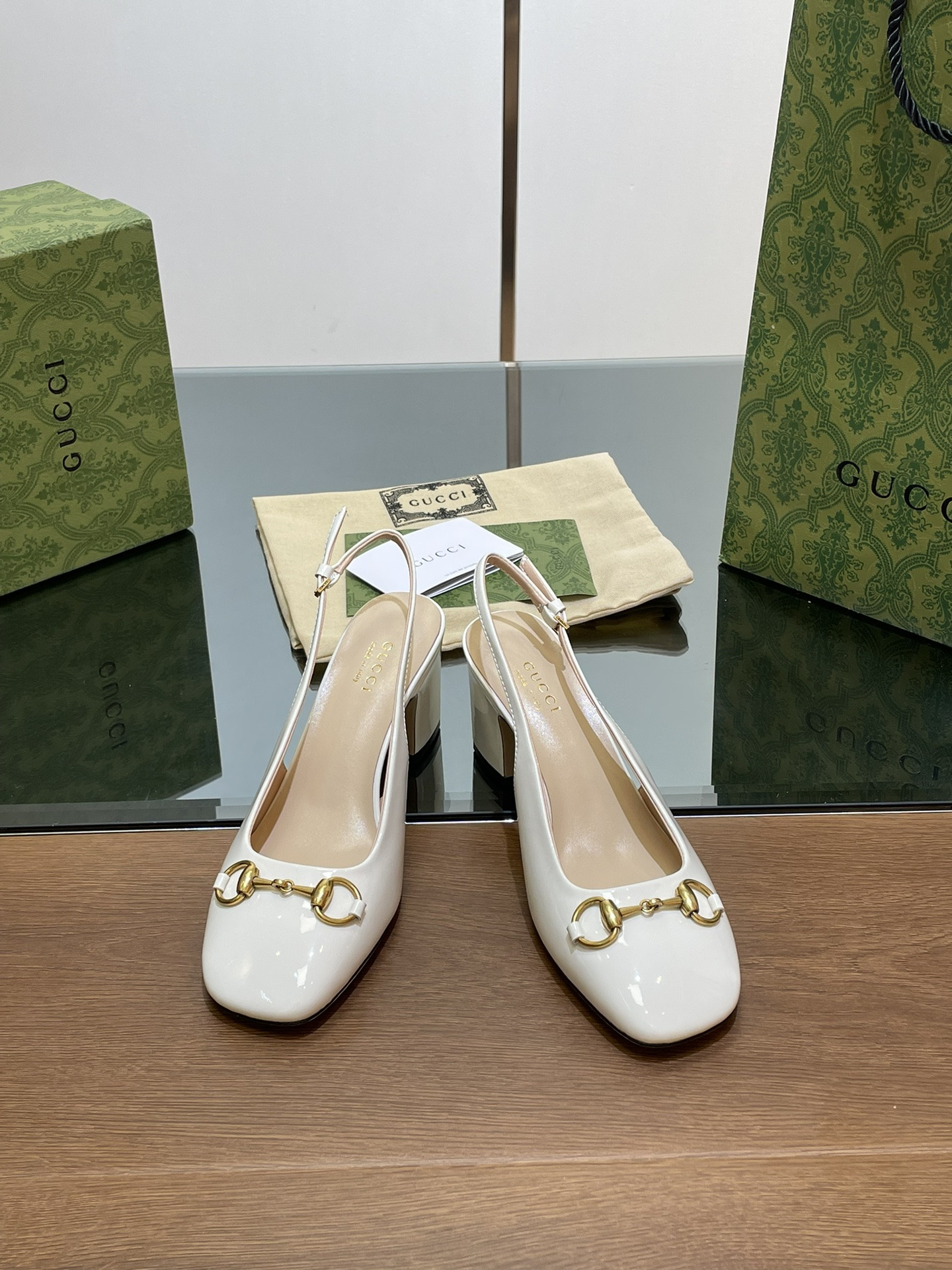 UA Gvc*1 WOMEN