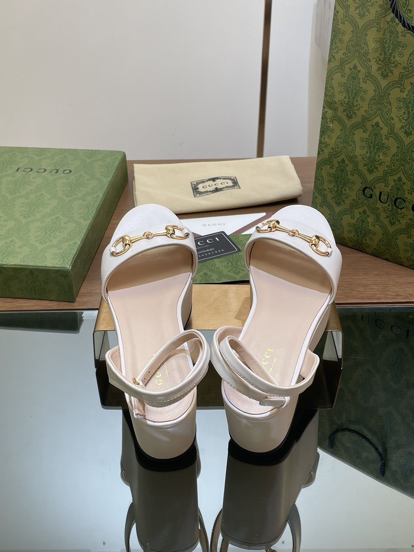 UA Gvc*1 WOMEN