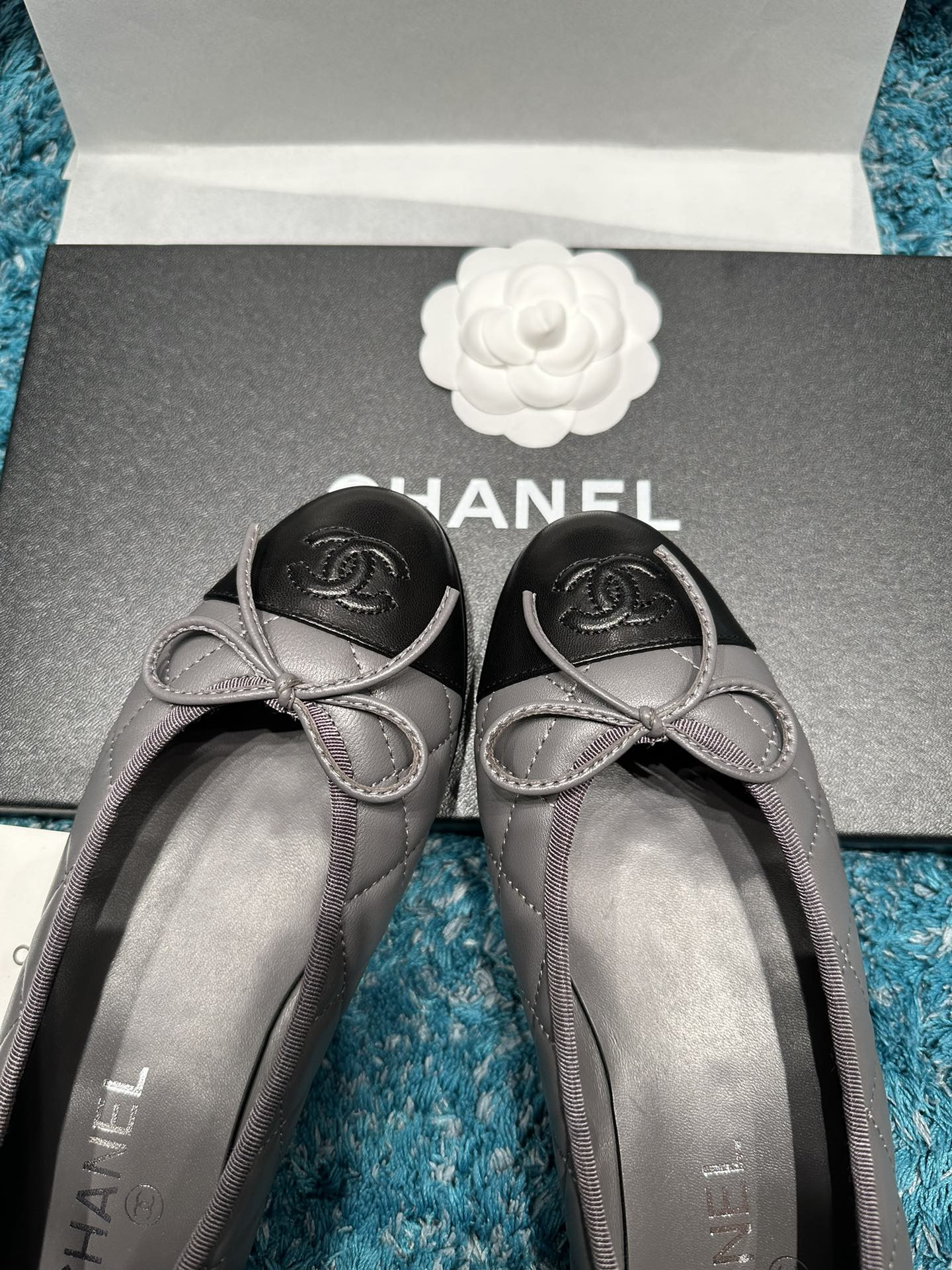 UA Ch**el BALLET FLATS