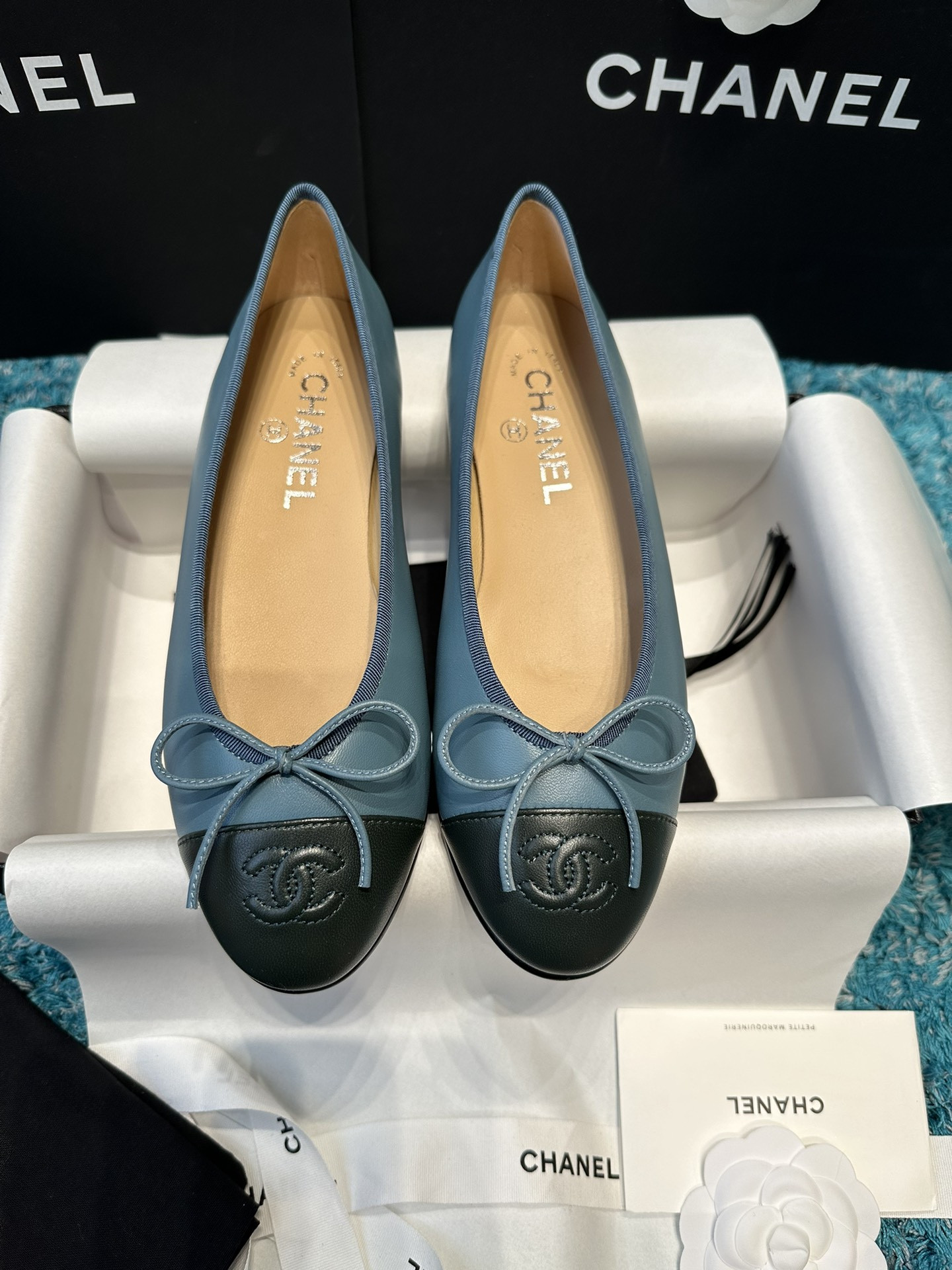 UA Ch**el BALLET FLATS