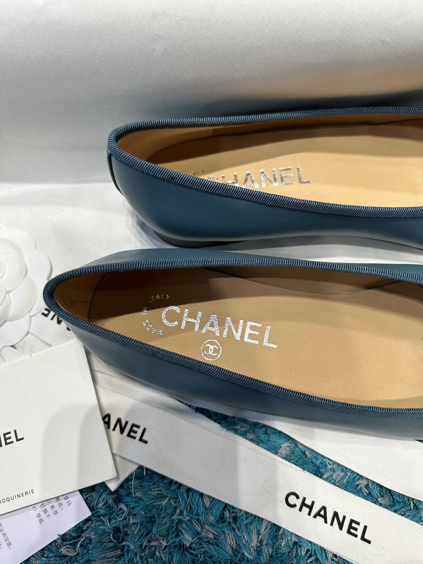 UA Ch**el BALLET FLATS
