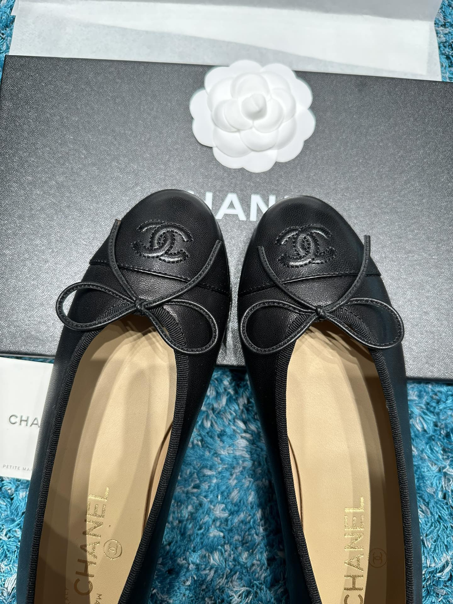 UA Ch**el BALLET FLATS