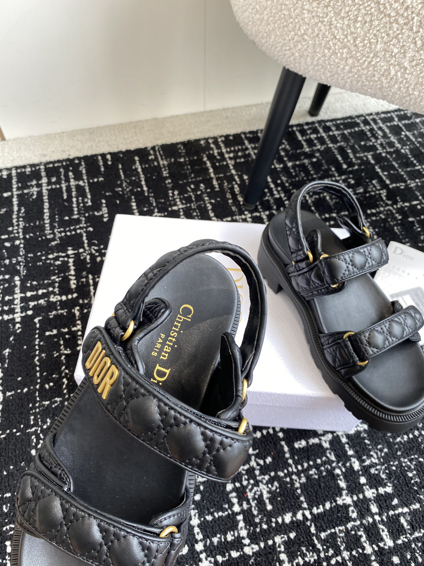 UA D10ract Platform Sandal