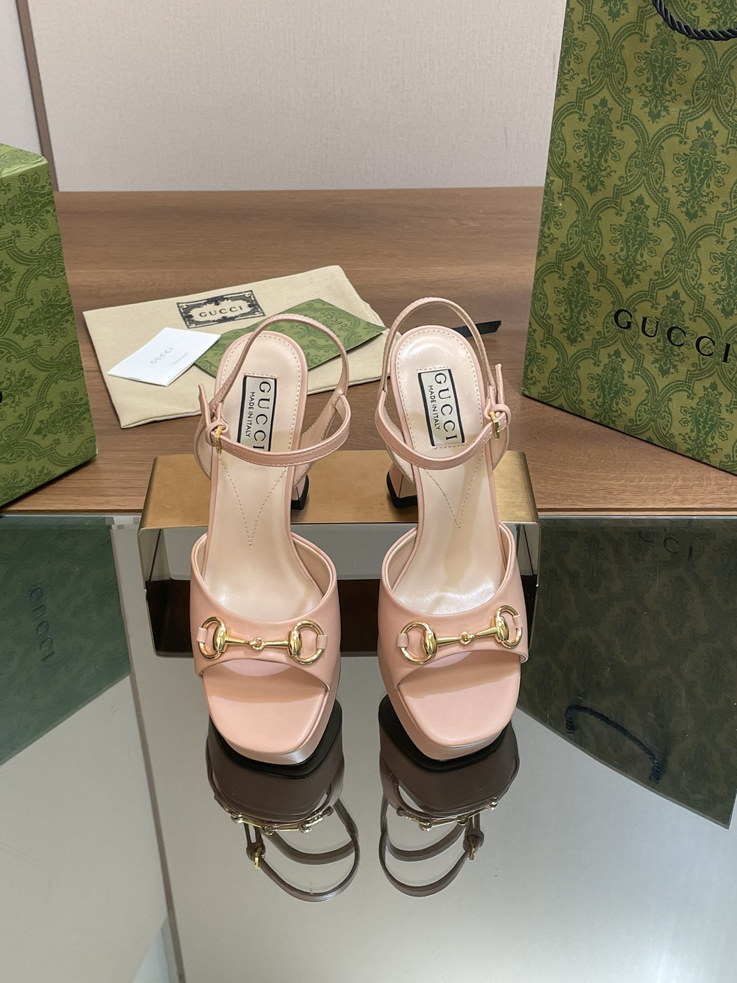 UA Gvc*1 WOMEN