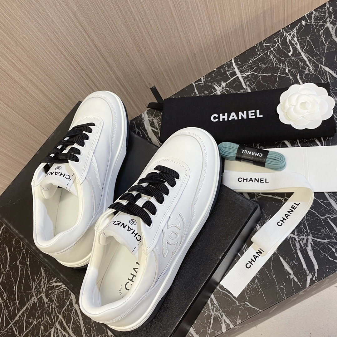 UA Ch**el SNEAKERS calfskin