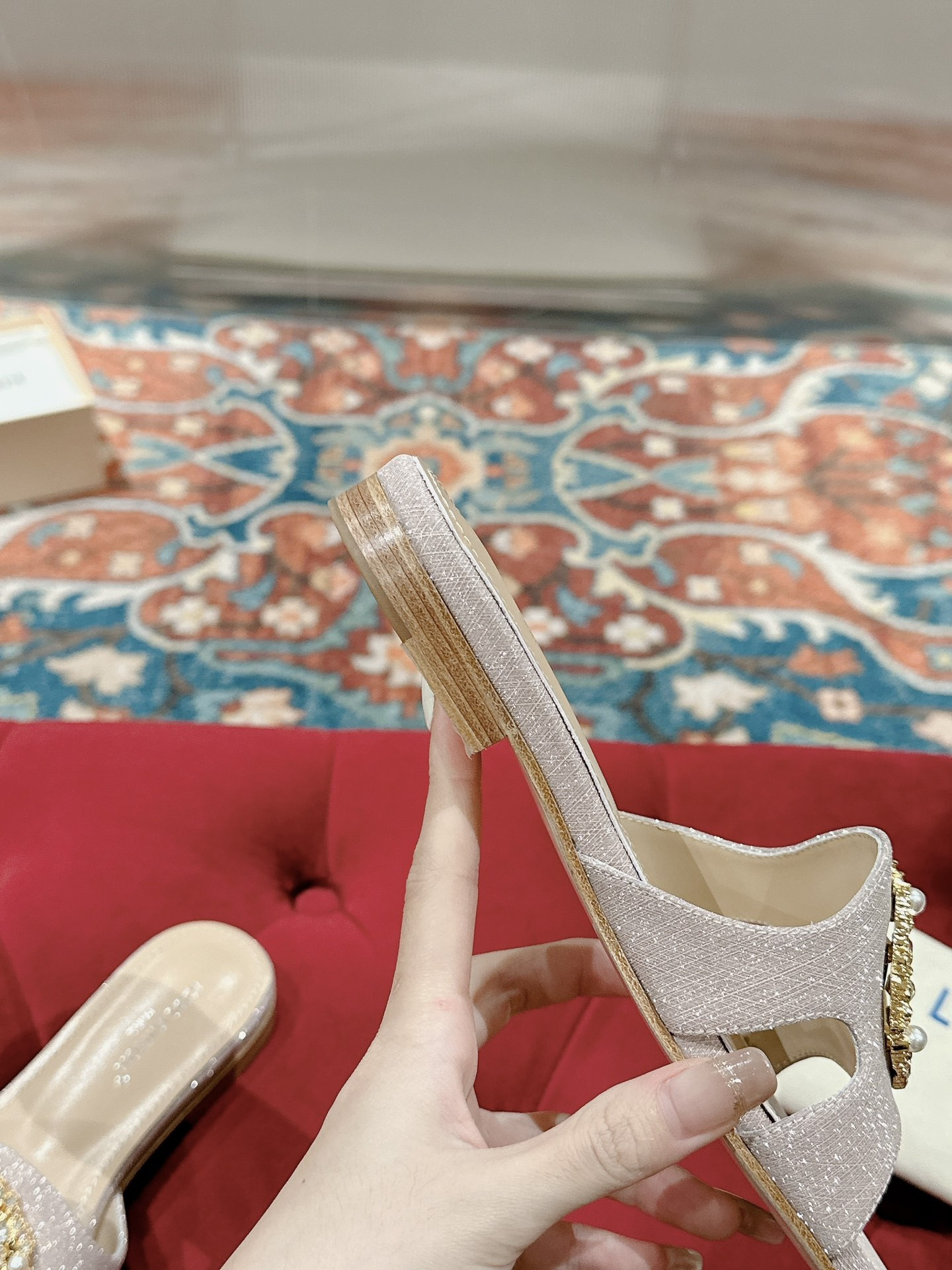 UA LV Flat Mule