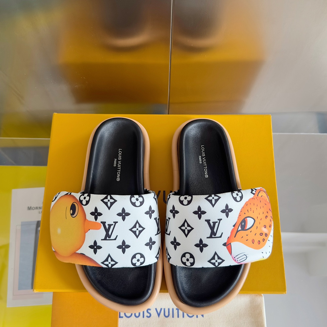 LV Pool Pillow Flat Comfort Mule