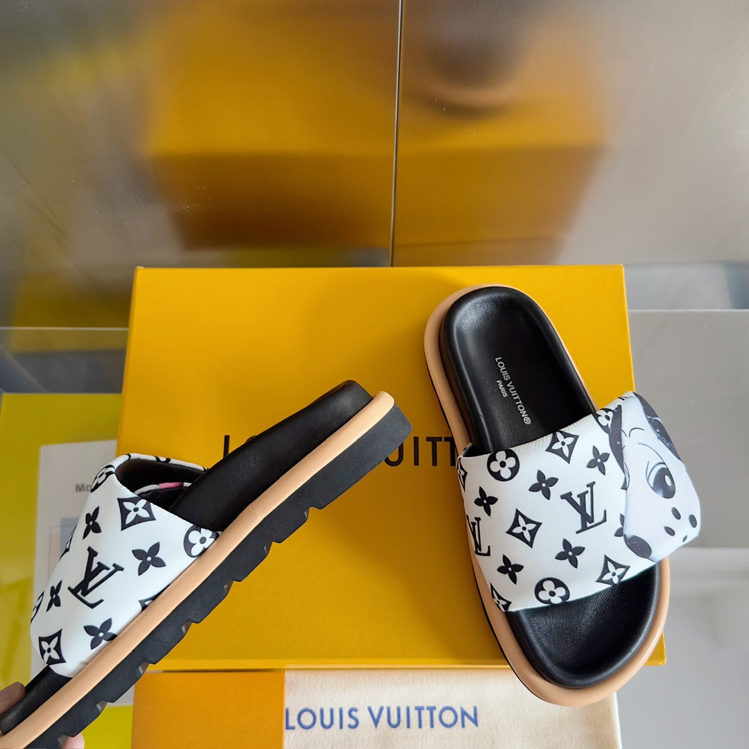 LV Pool Pillow Flat Comfort Mule