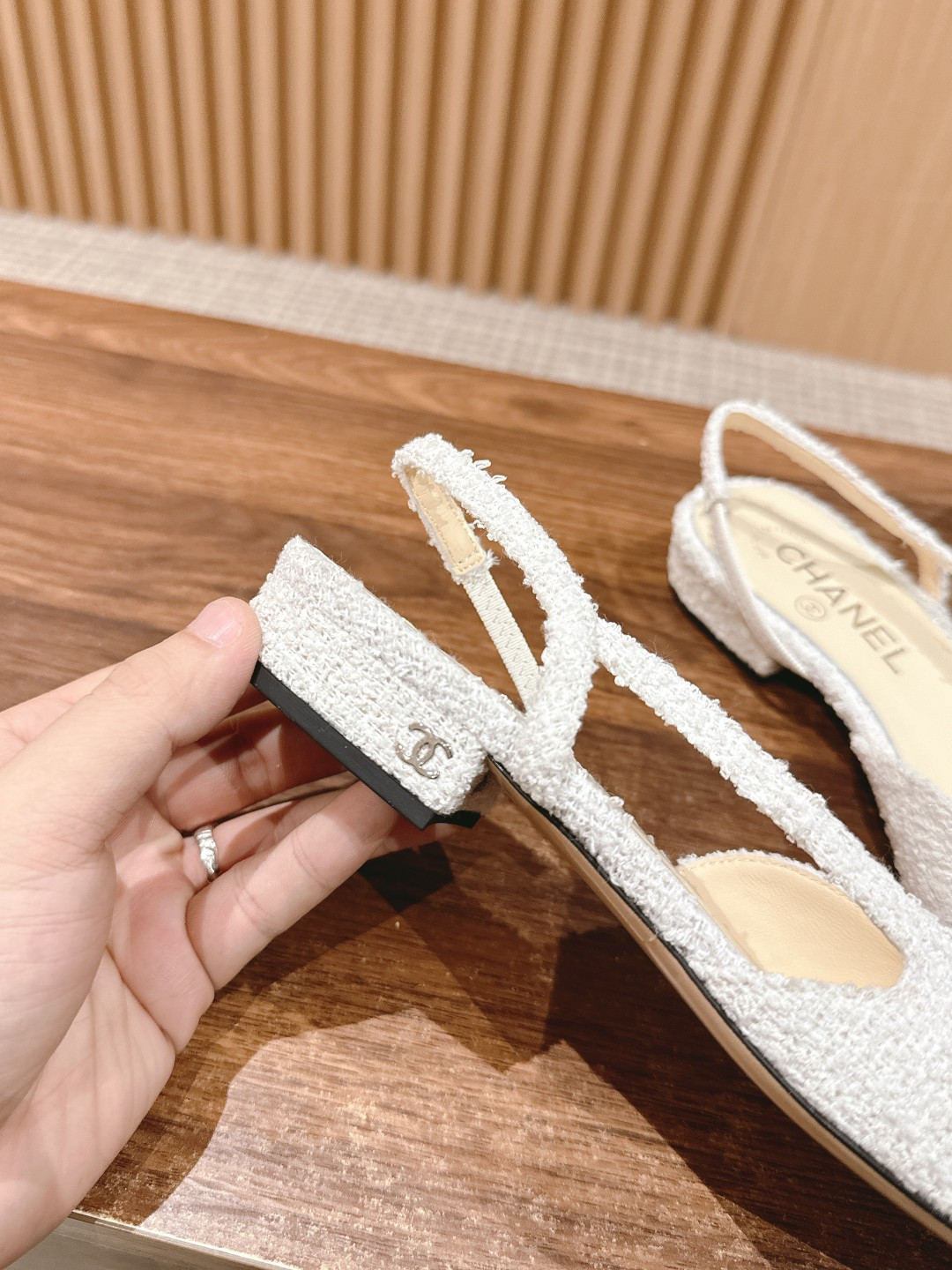 UA Ch**el SLINGBACKS FLAT