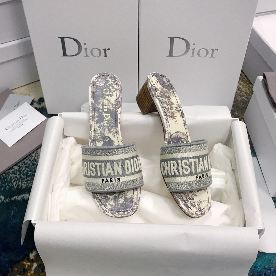 UA D10r Dway Heeled Slide