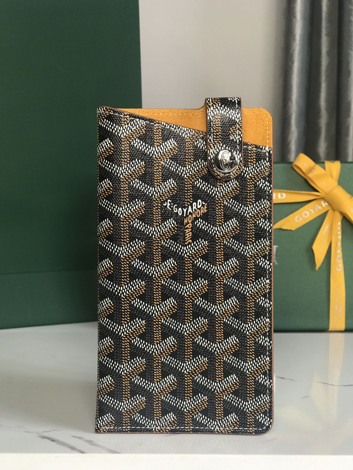 G09ard Card Bag 10cm x 1cm x 18cm