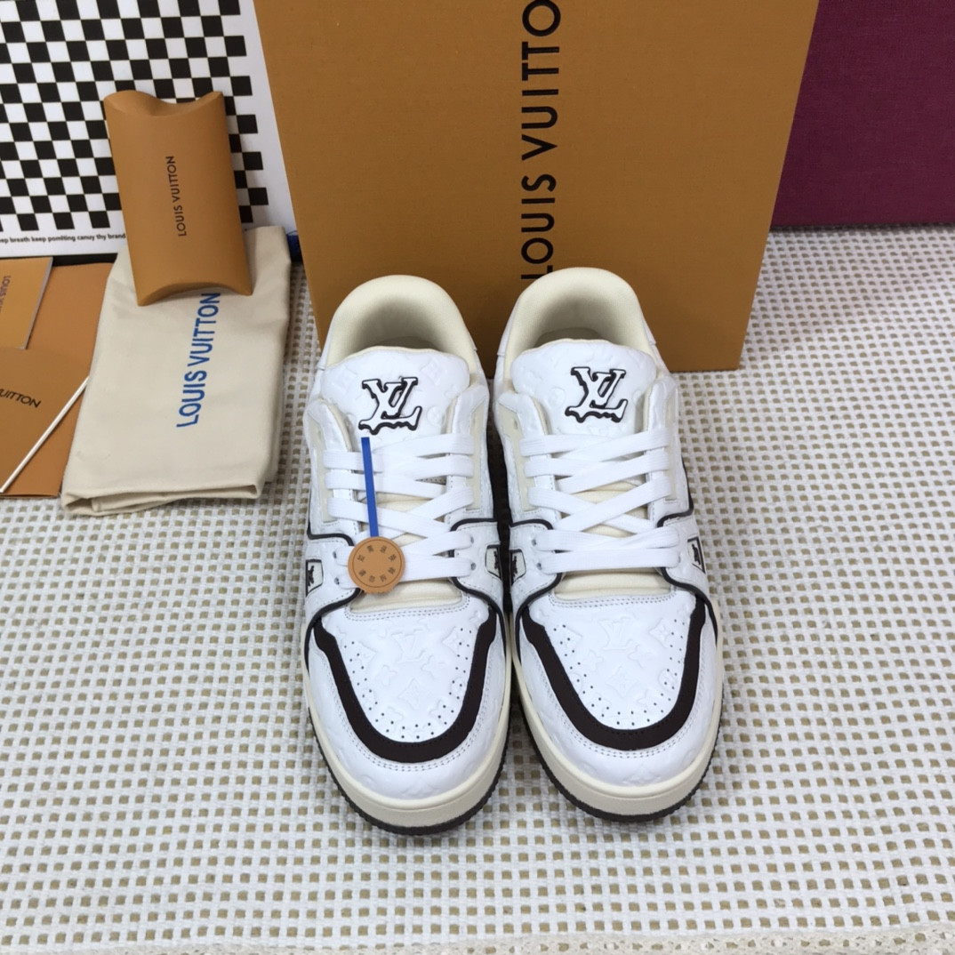 UA LV Trainer Sneaker