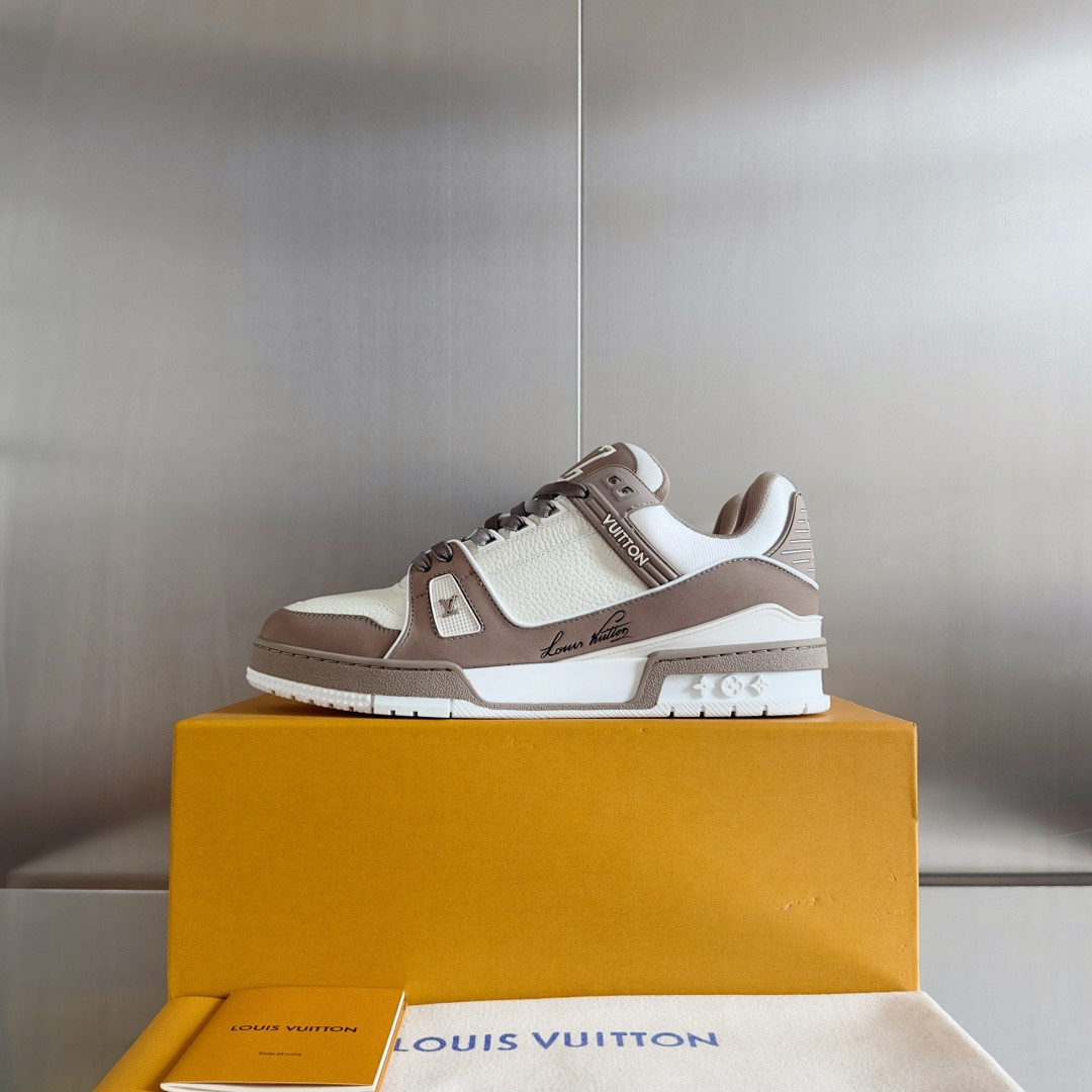 UA LV Trainer Sneaker