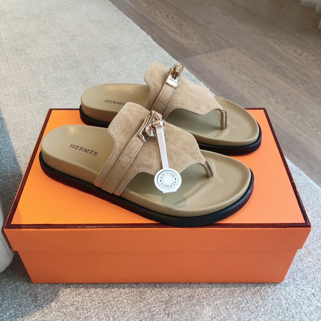 UA H**me5 Empire Sandal