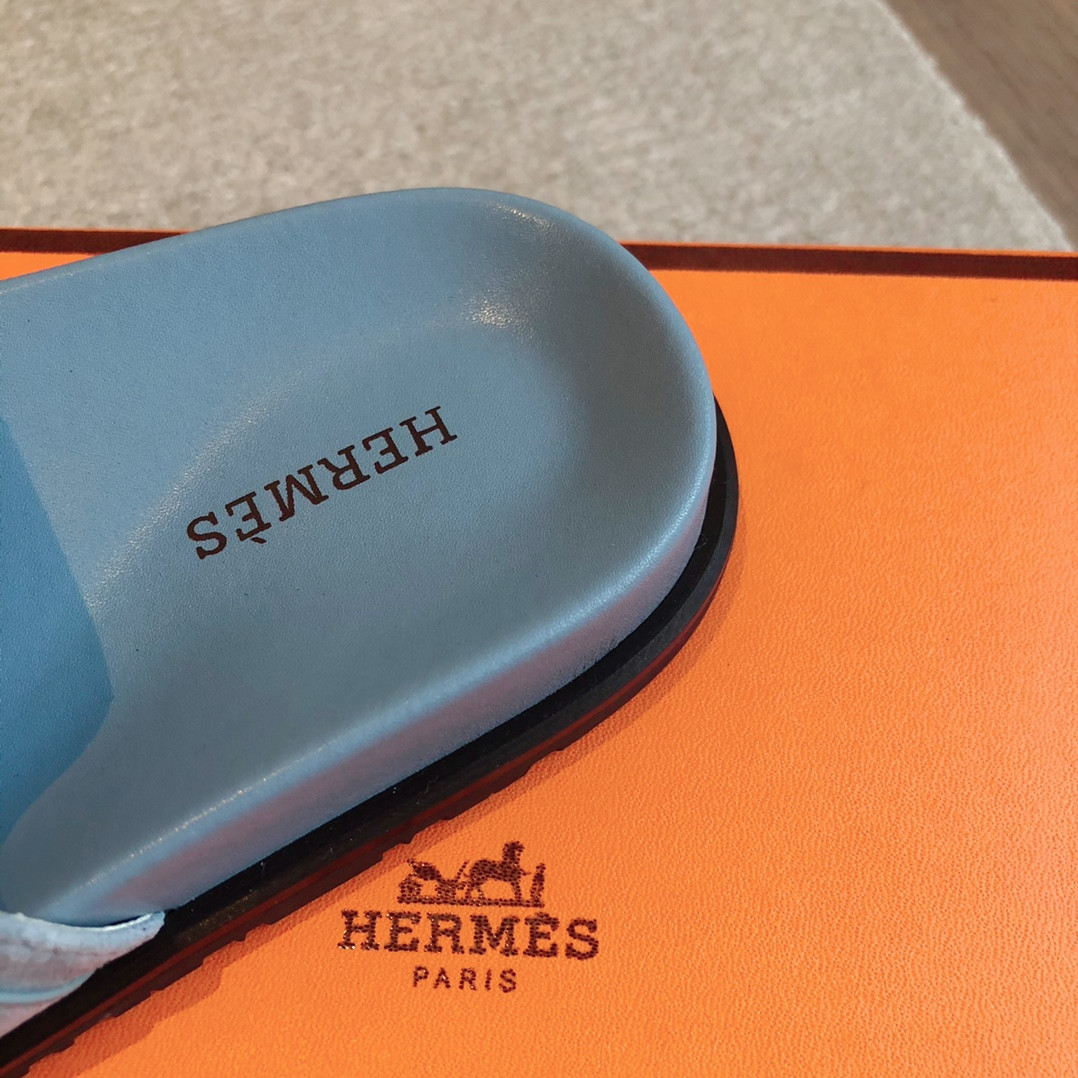 UA H**me5 Empire Sandal