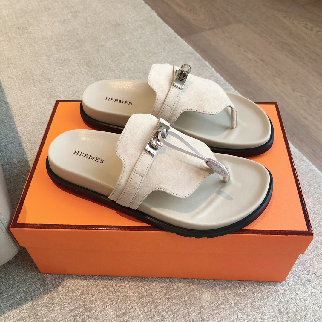 UA H**me5 Empire Sandal