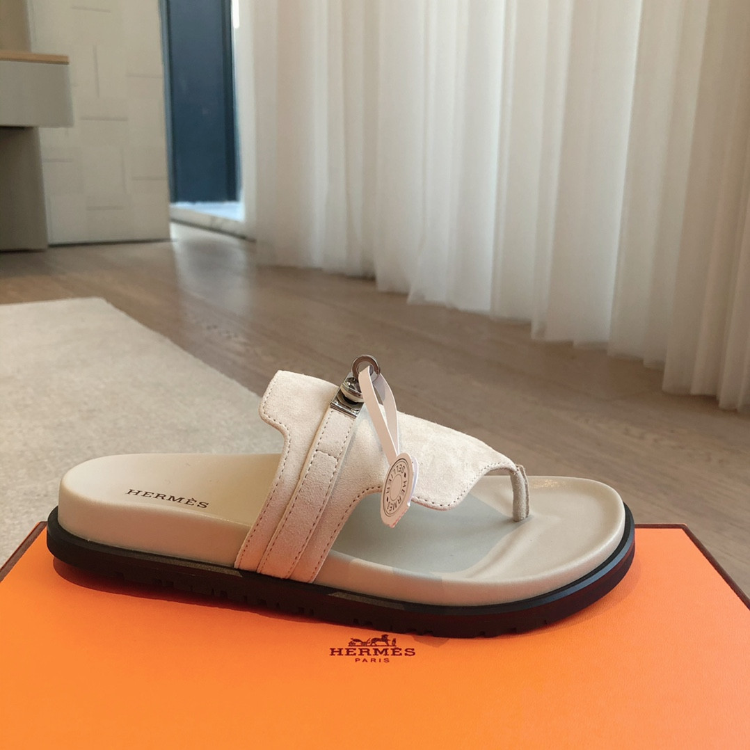 UA H**me5 Empire Sandal