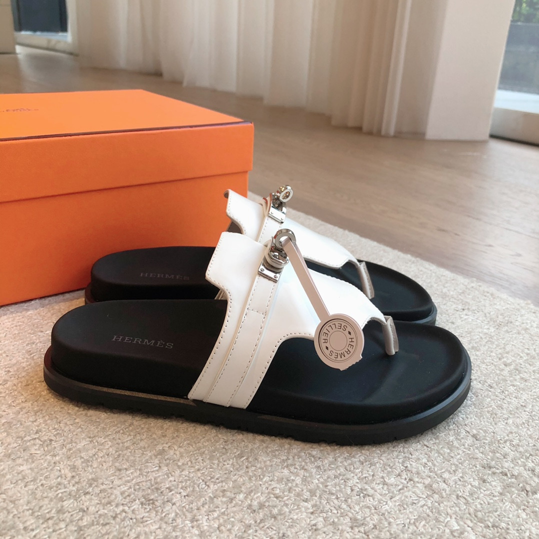 UA H**me5 Empire Sandal