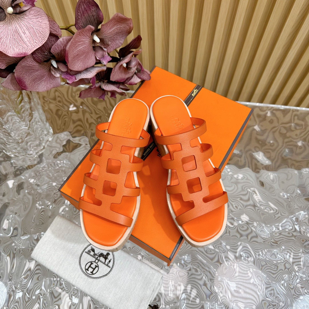 UA H**me5 Isabella 30 sandal