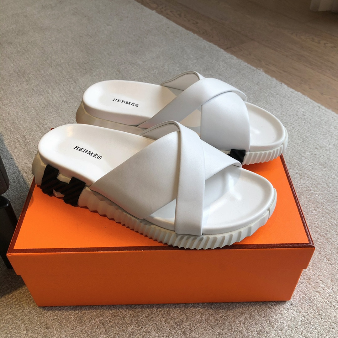 UA H**me5 Infra sandal