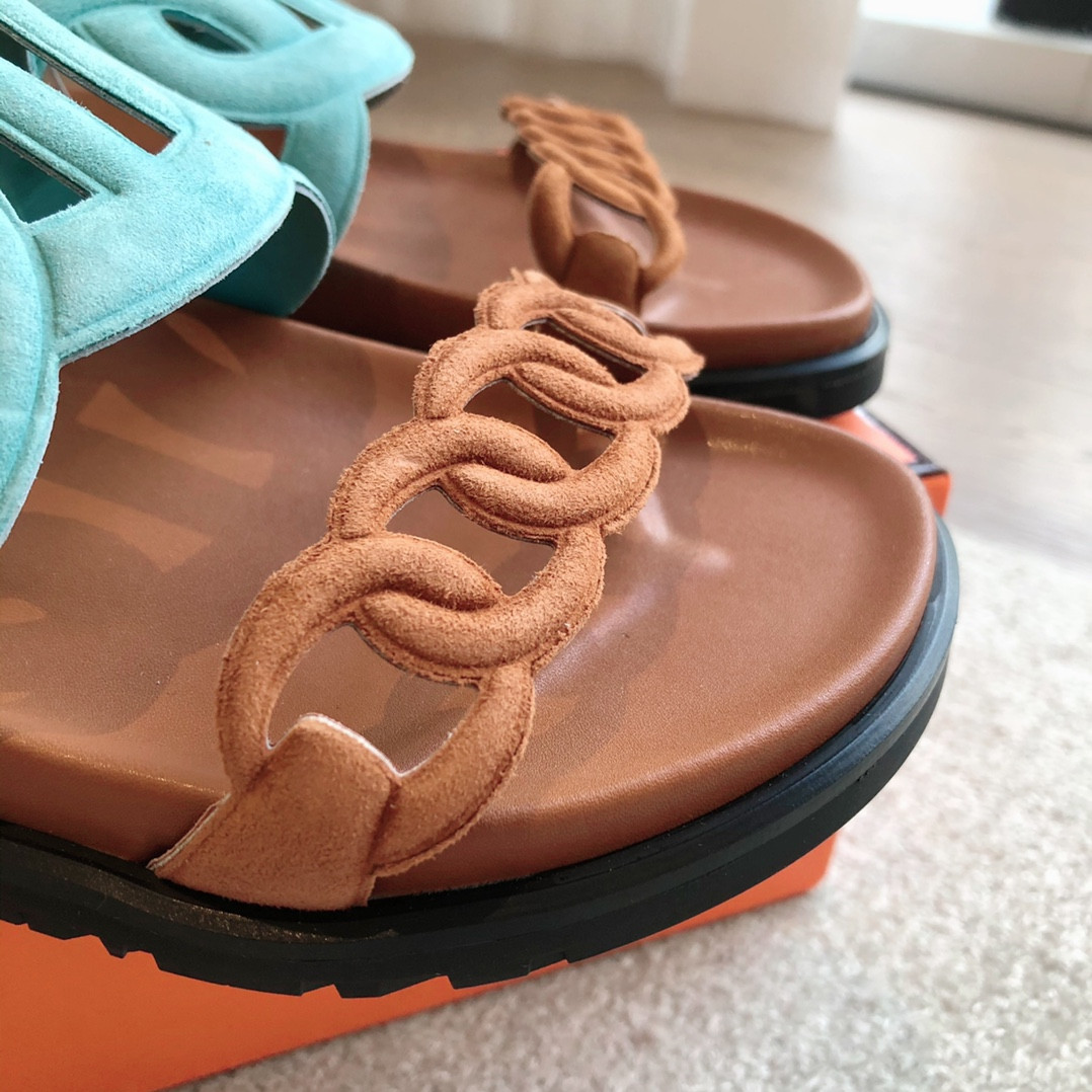 UA H**me5 Extra sandal