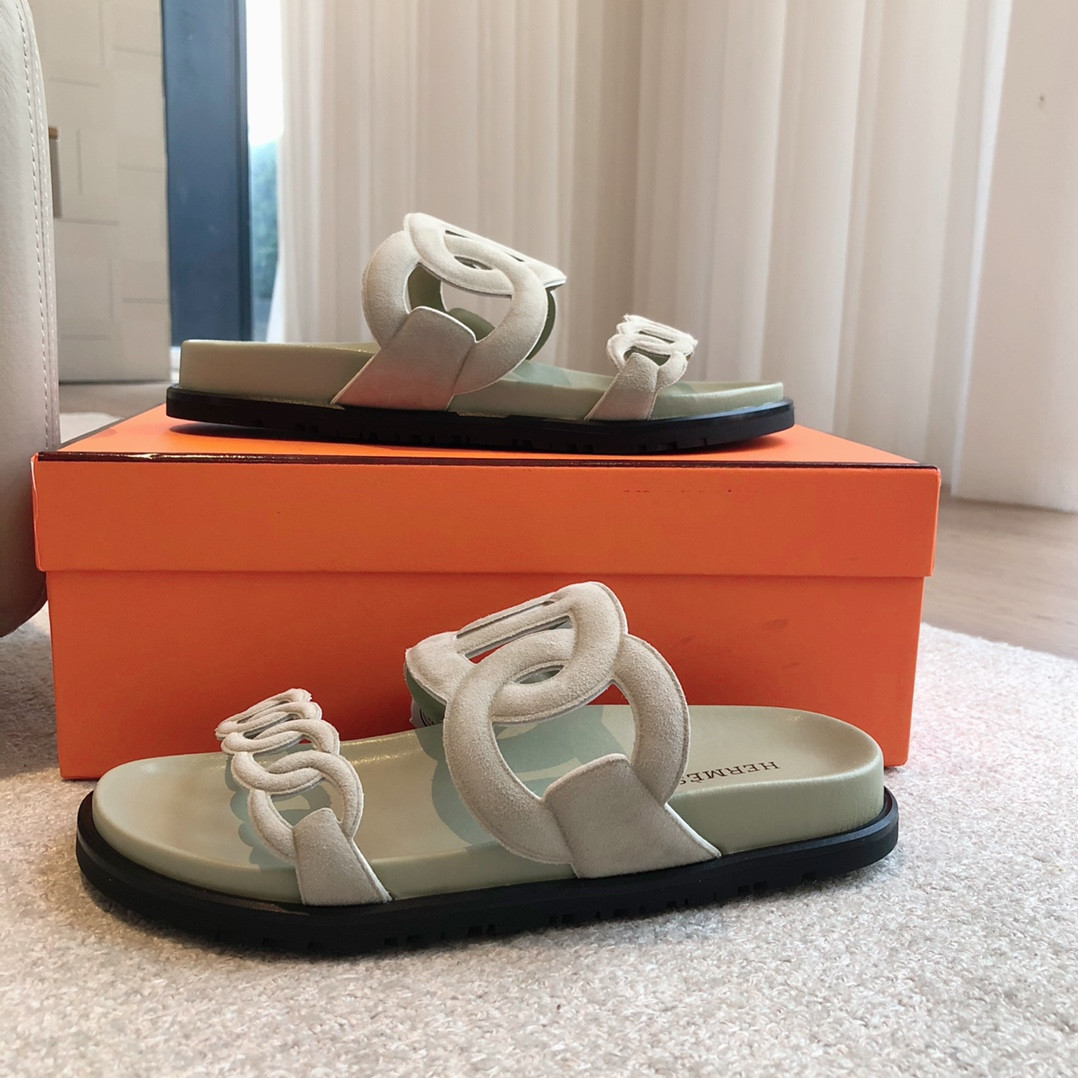UA H**me5 Extra sandal