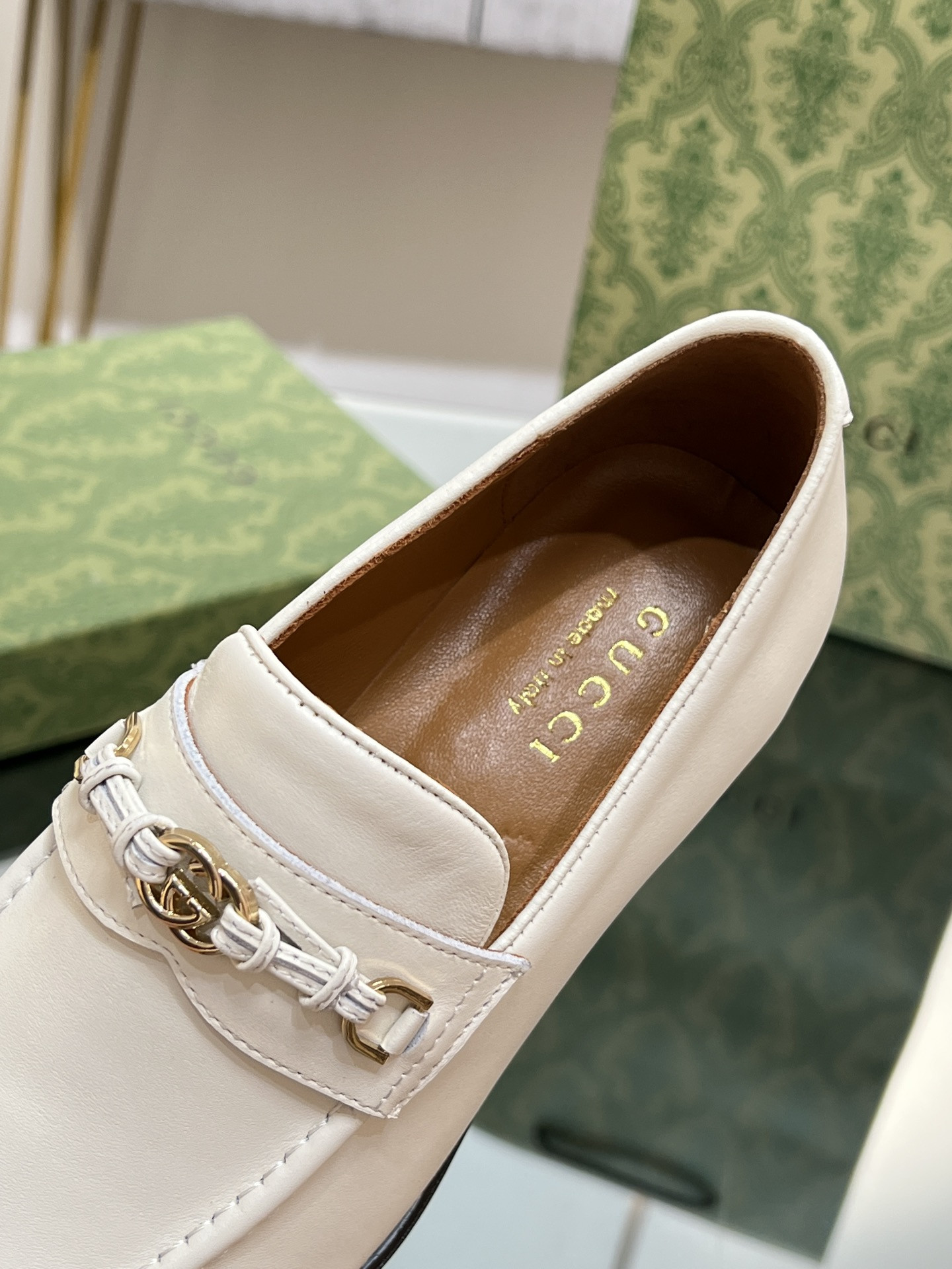 UA Gvc*1 INTERLOCKING G LOAFER