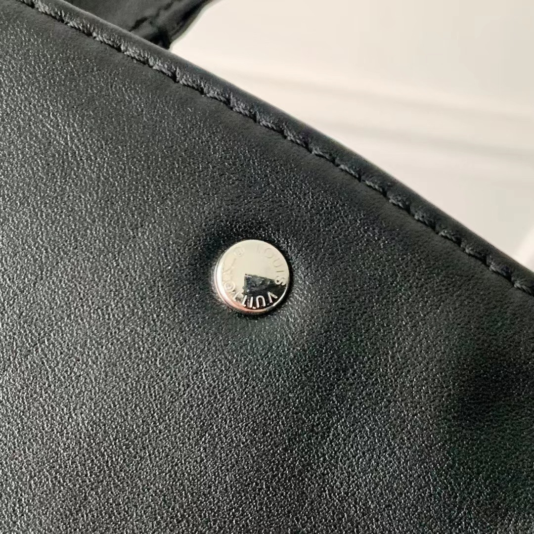 LV Atlantis BB M113871 17x17x7CM