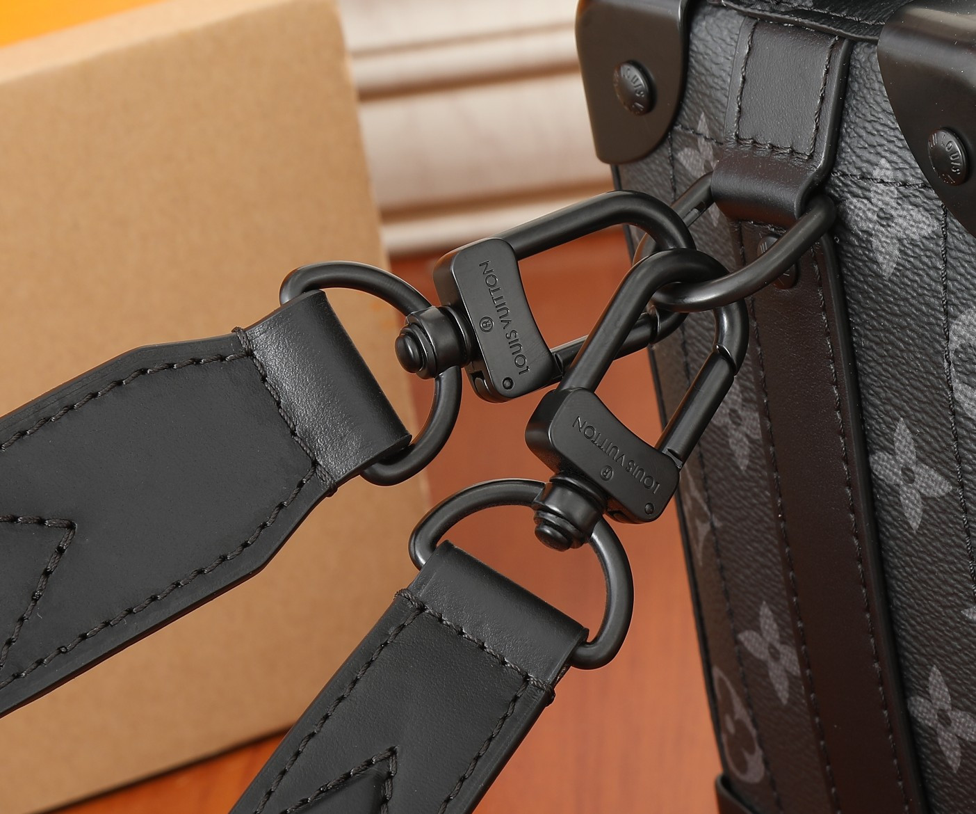 LV Soul Trunk East West M11744 29x17.5x10CM